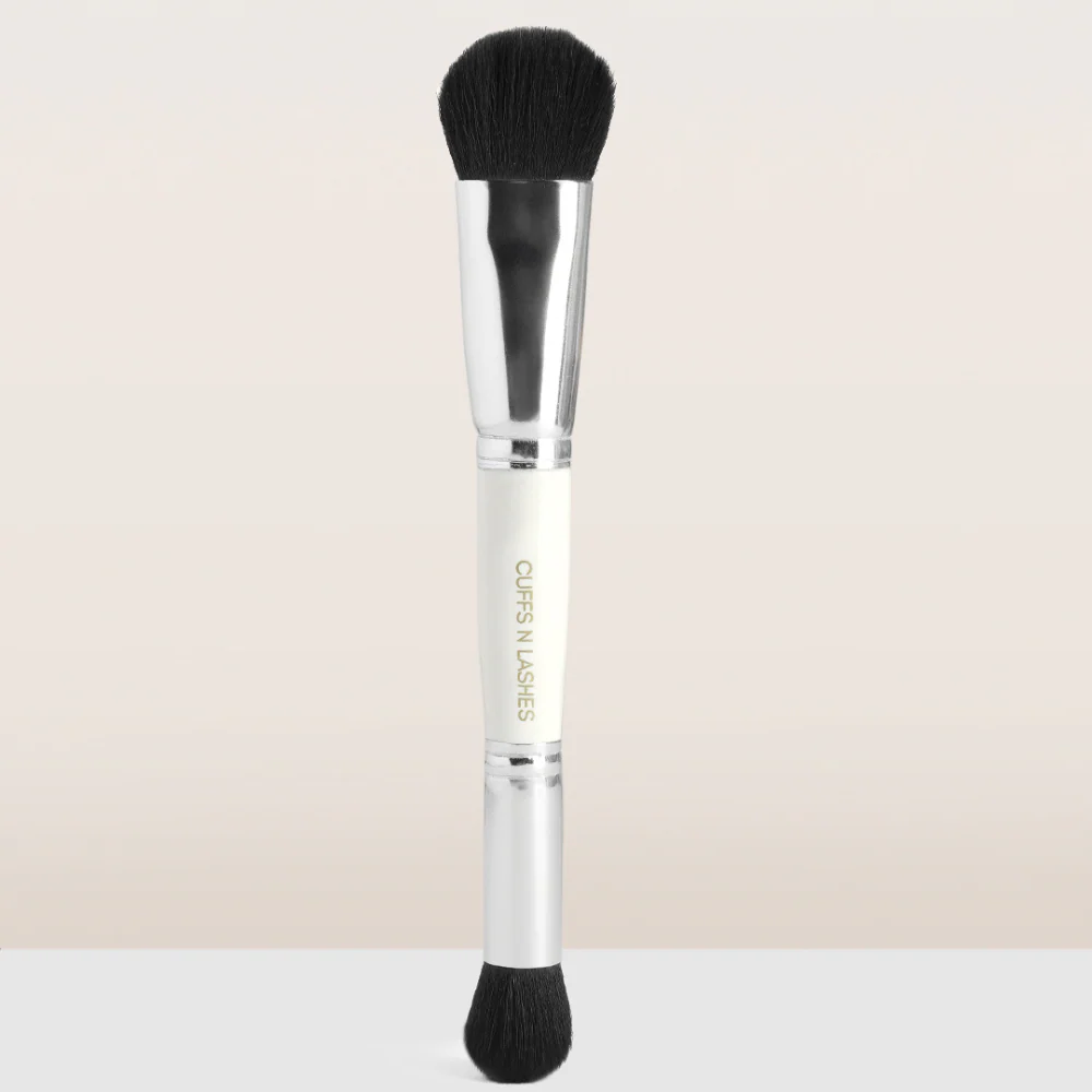 03 Dual Brush ( Concealor & Foundation Brush) - Image 3