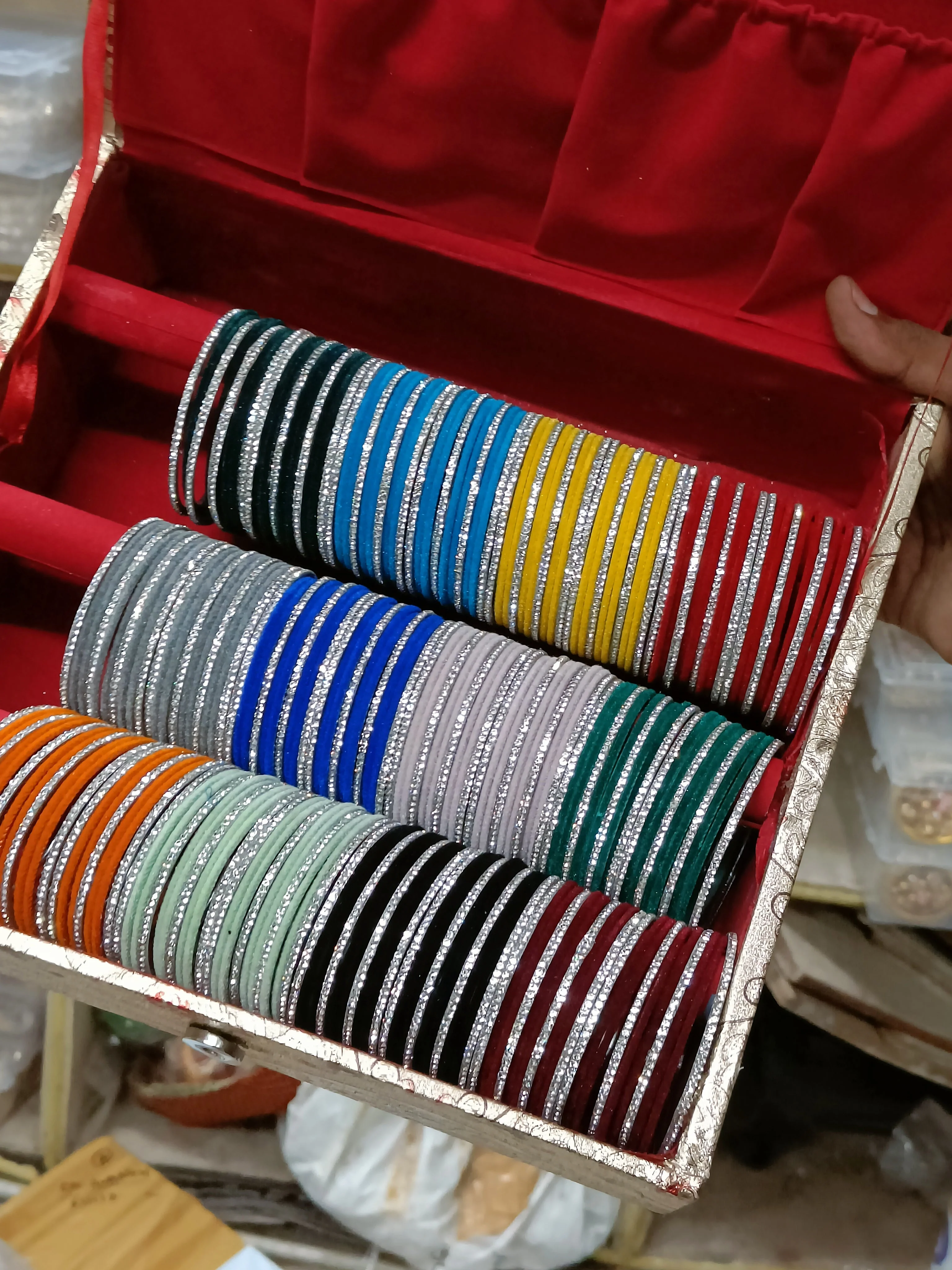 12 bangles set of velvet - Image 4