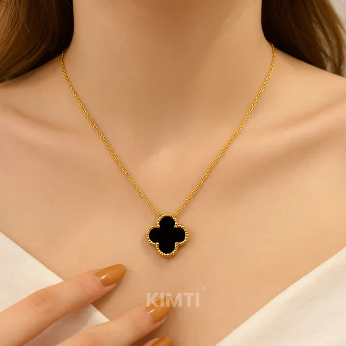 2 in 1 Black and White Anti Tarnish Flower Necklace - Image 2