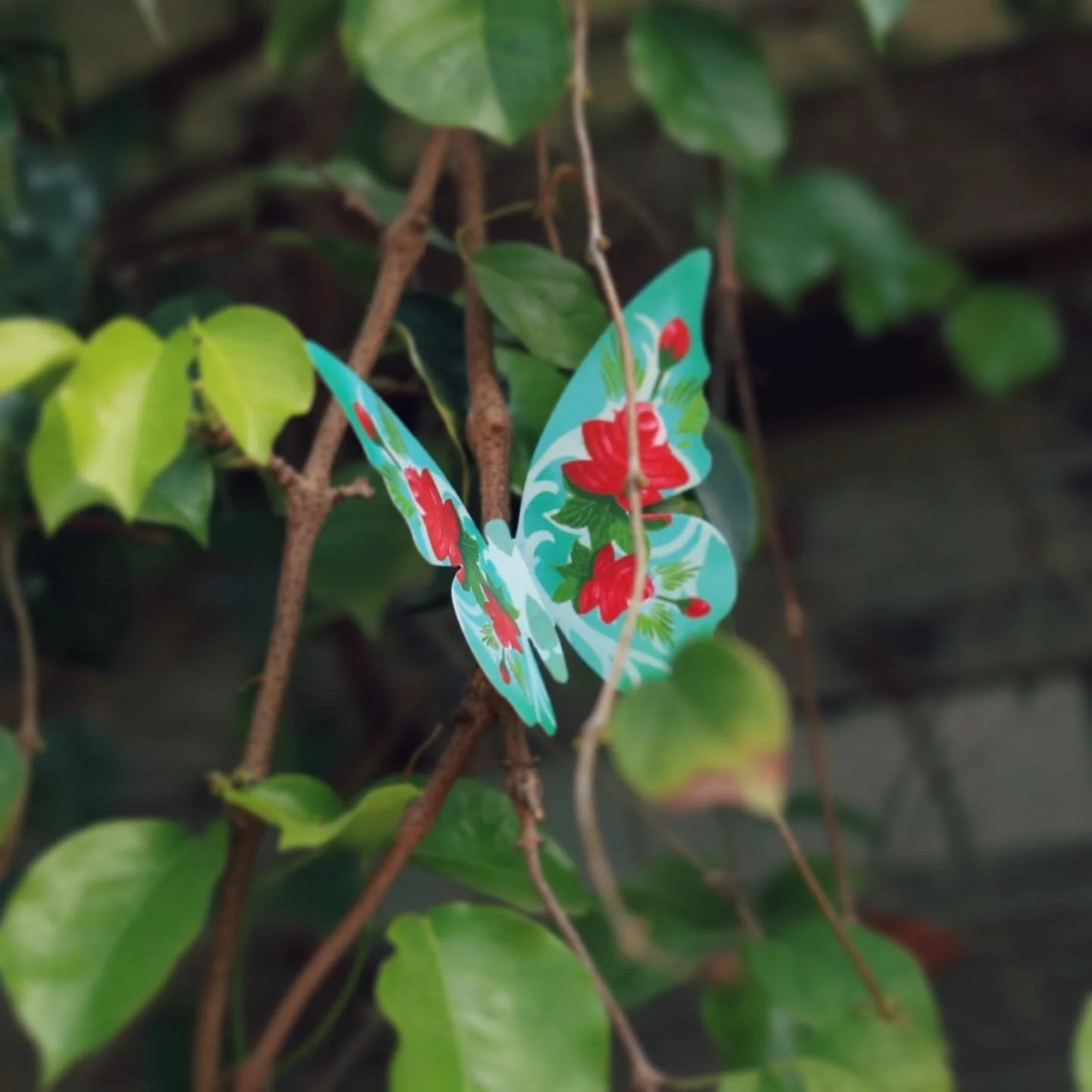 3 packs of 24 Decorative Paper Butterflies = 72 Butterflies - Image 17