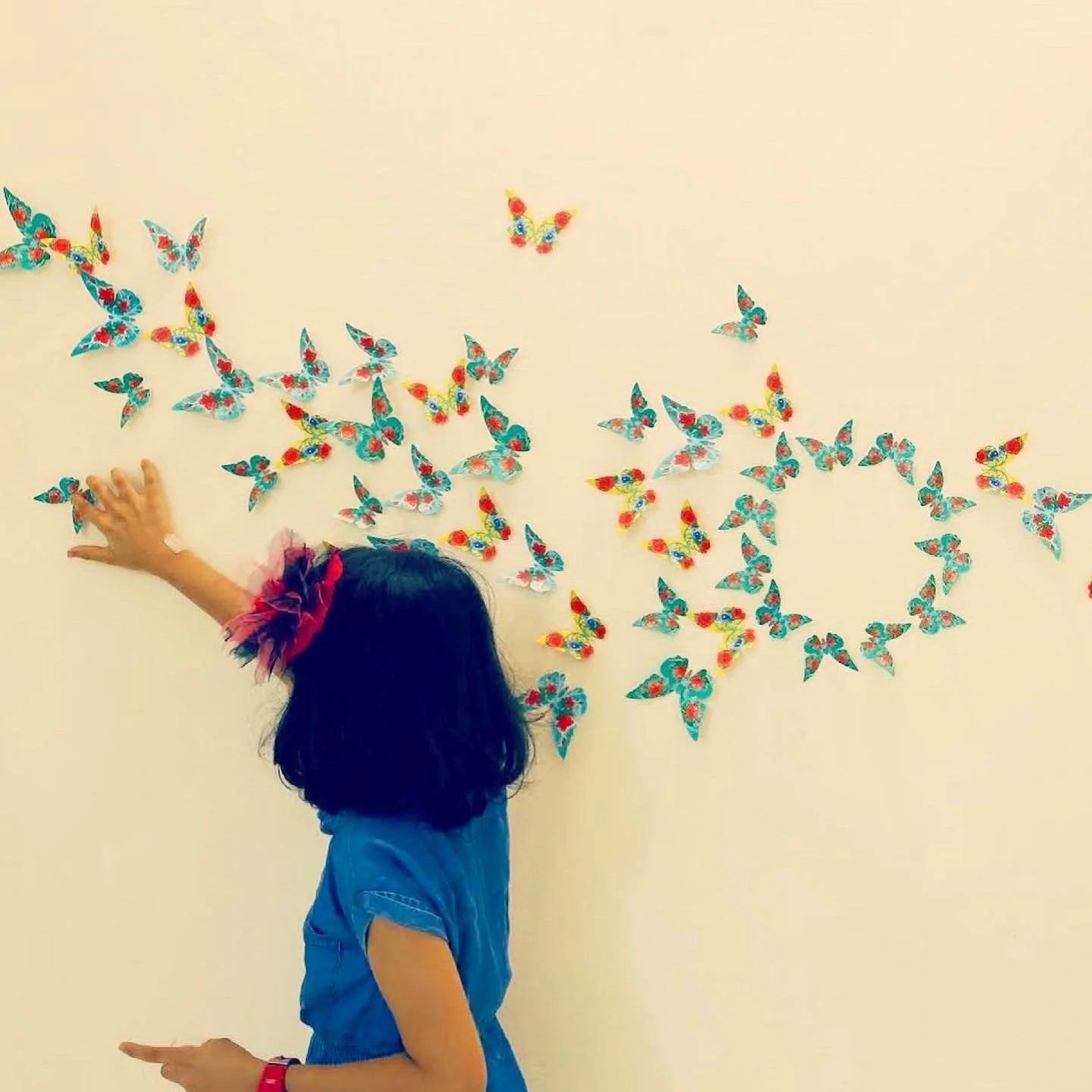 3 packs of 24 Decorative Paper Butterflies = 72 Butterflies - Image 19