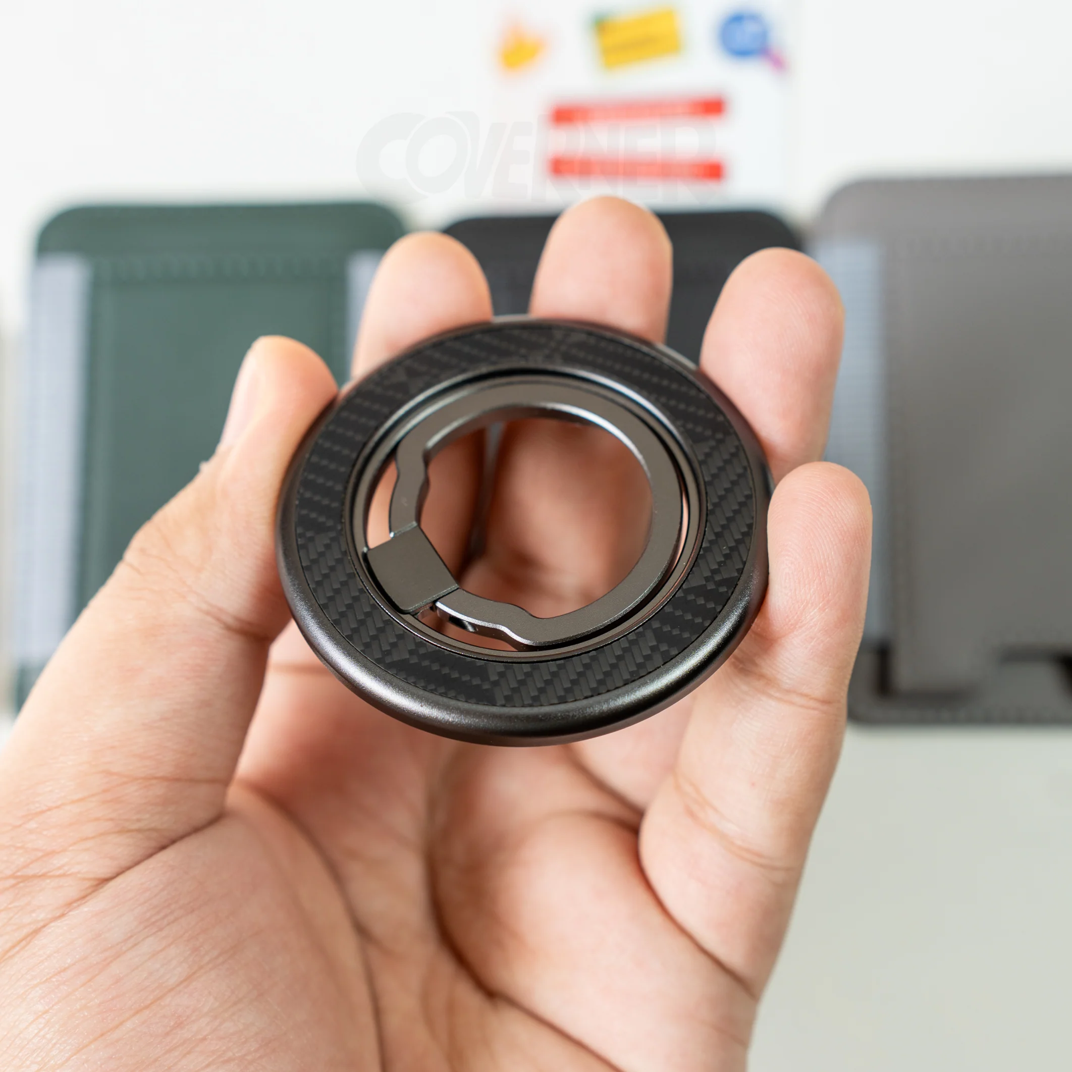 360 Rotatable Carbon Fiber Magnetic Ring Holder – Ultimate Grip| Coverner | 100% Carbon Fiber - Image 4