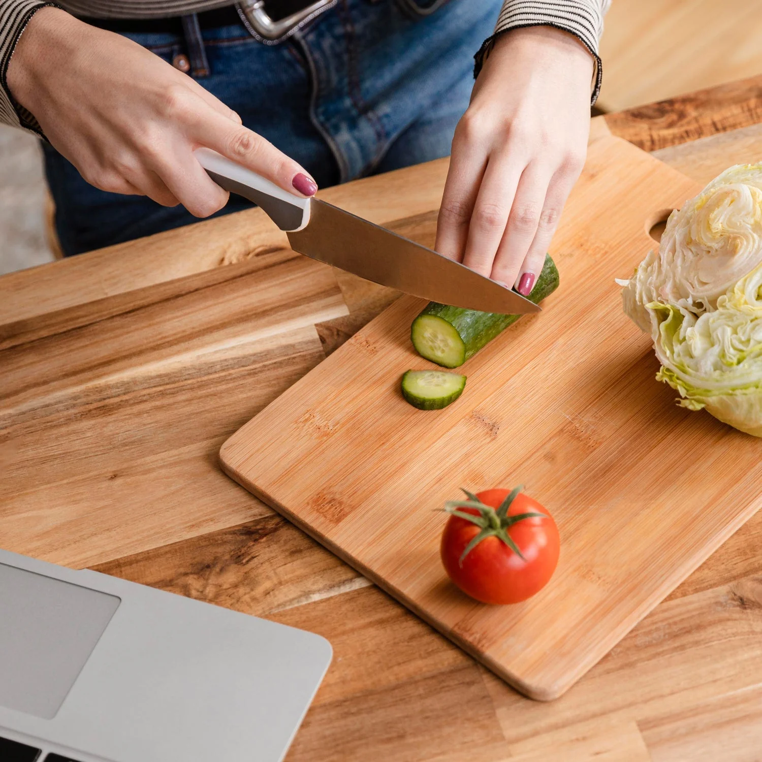 5793 Wooden Chopping Board Big Size Kitchen Chopping Board Household Cutting Board Knife Board Vegetable Cutting and Fruit Multi-purpose Steel Vs Wooden Sticky Board Cutting board For Kitchen Use - Image 6
