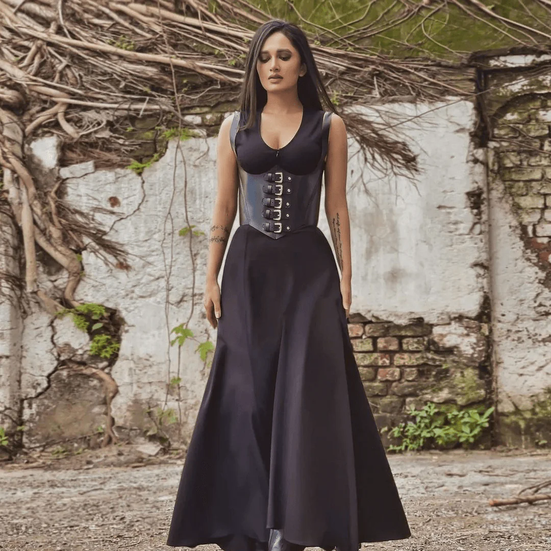Alice Leather Corset - Image 17