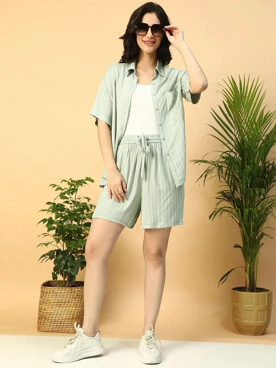 Alley Green Stripe Print Elasticated With Tie-Up String Women Shorts - Image 7