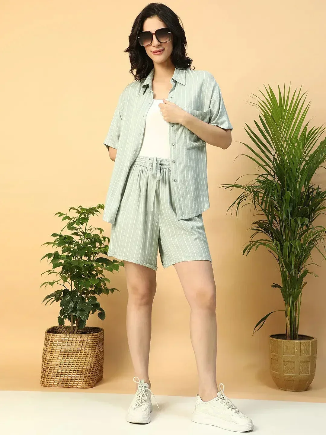 Alley Green Stripe Print Elasticated With Tie-Up String Women Shorts - Image 8