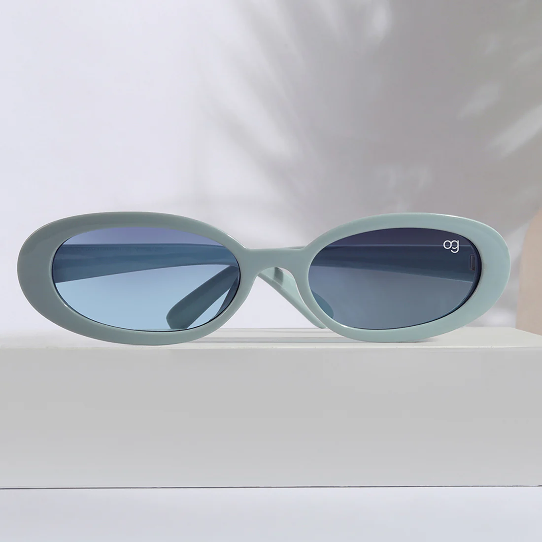 Aqua Way Oval Sunglasses