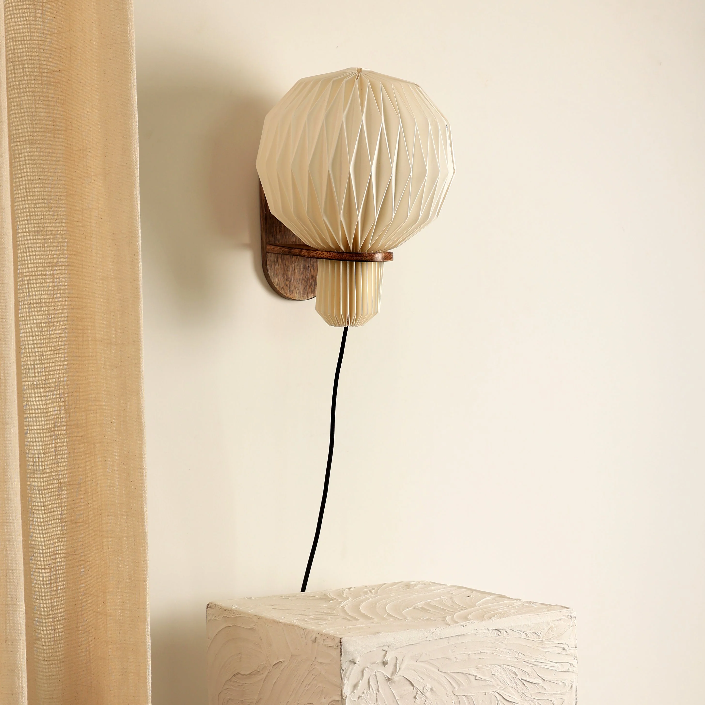 Aura Pleat Sconce Wall Lamp - Image 5