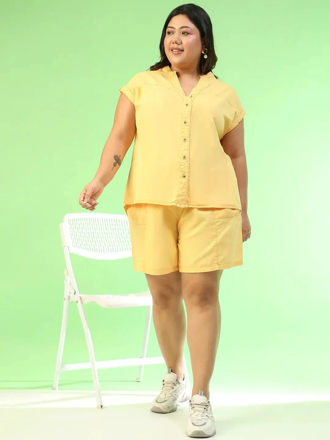 Aura Yellow Elasticated With Tie-Up Detail Plus Size Women Cotton Shorts - Image 2