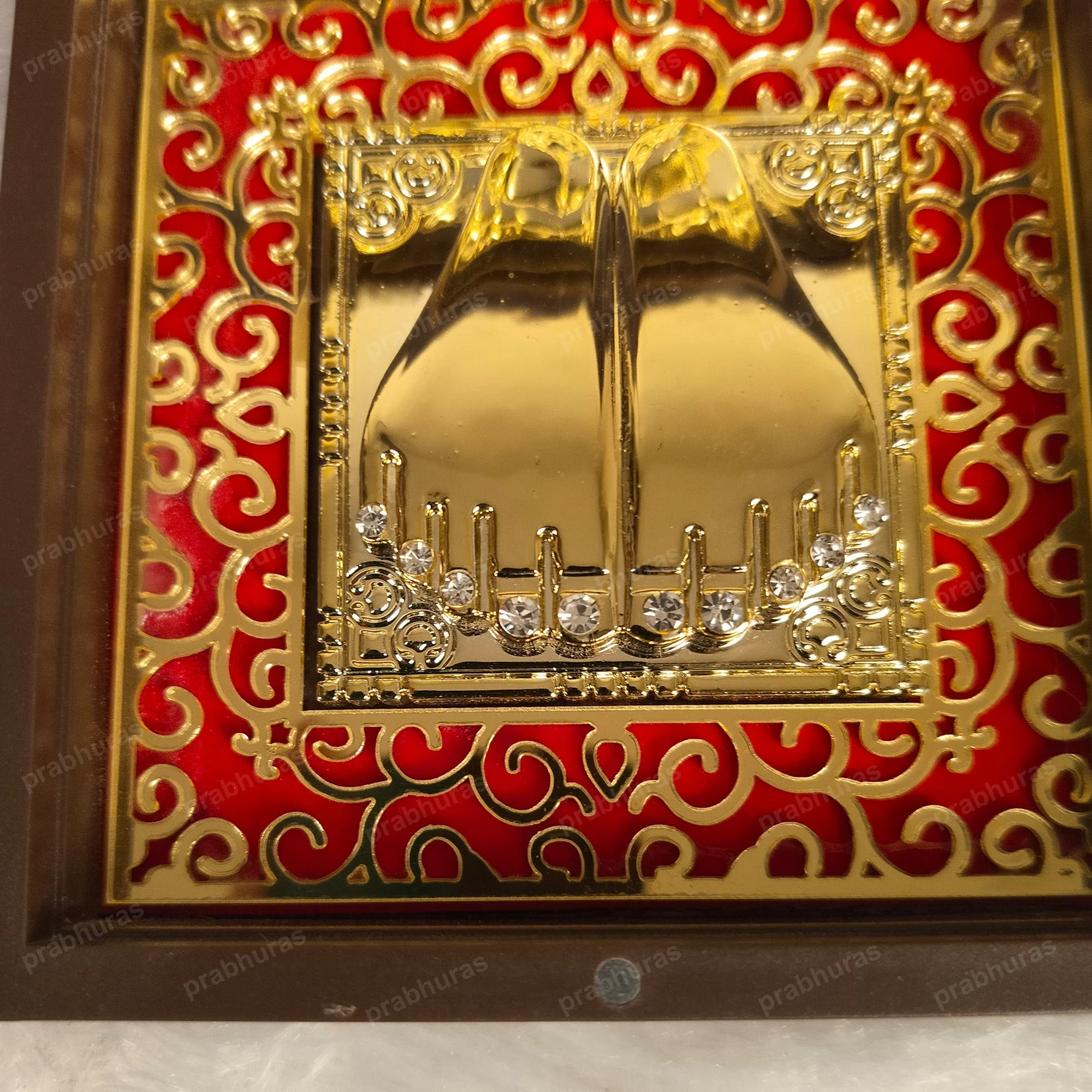 Balaji and Padmavathi Lakshmi Pocket Temple (24 Karat Gold Coated) - Image 15