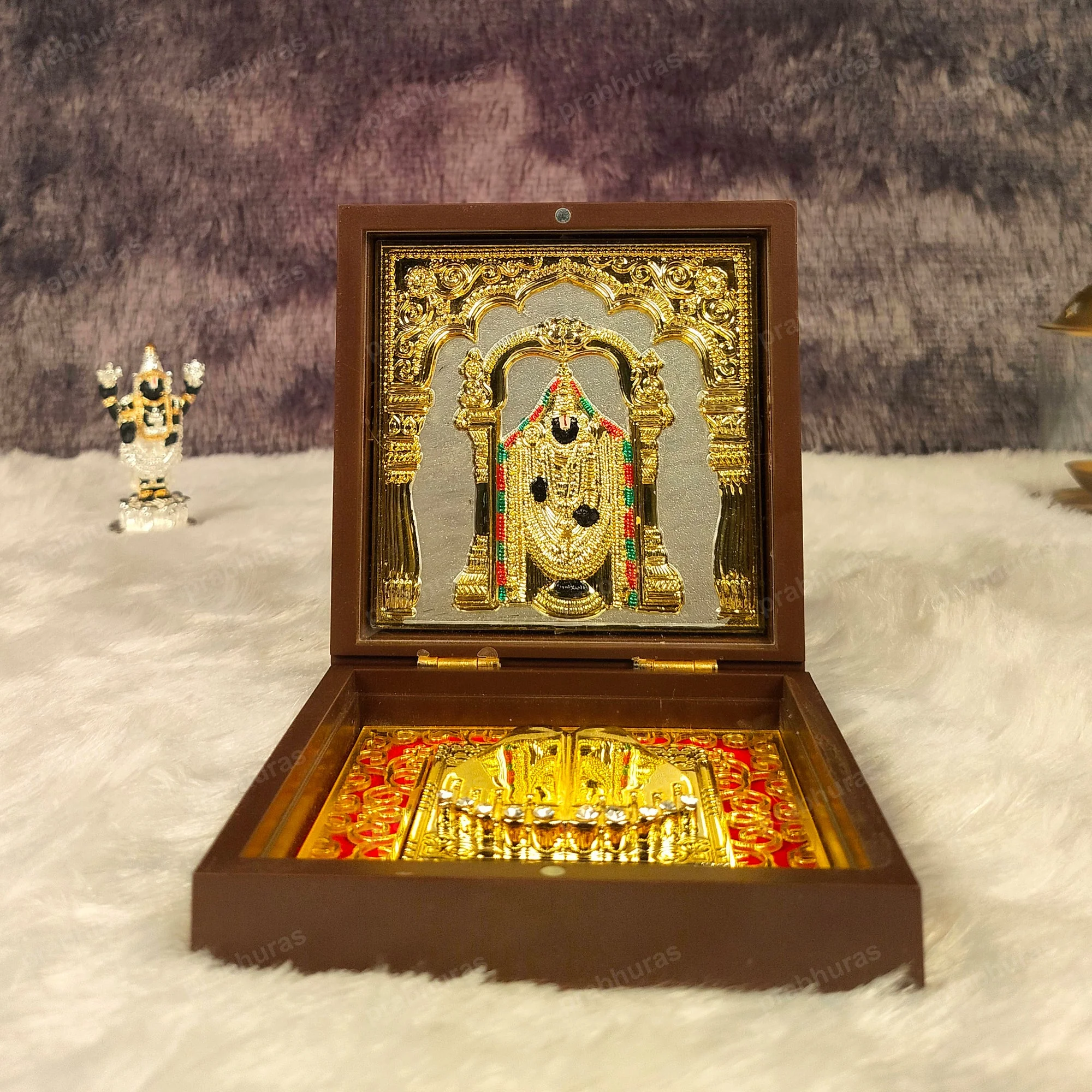 Balaji and Padmavathi Lakshmi Pocket Temple (24 Karat Gold Coated) - Image 9