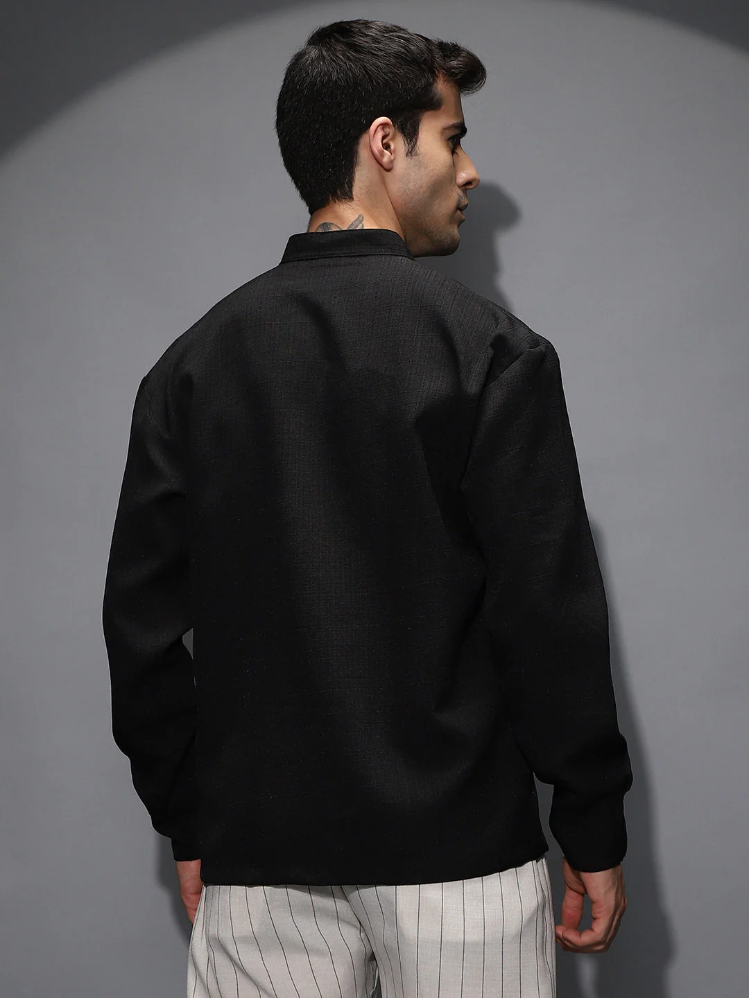 Band-Collar Heathered Shacket - Image 4