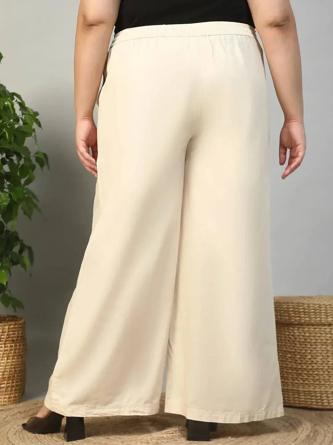 Being Beige Elasticated With Tie -Up Detail Plus Size Women Cotton Linen Flare Pant - Image 5