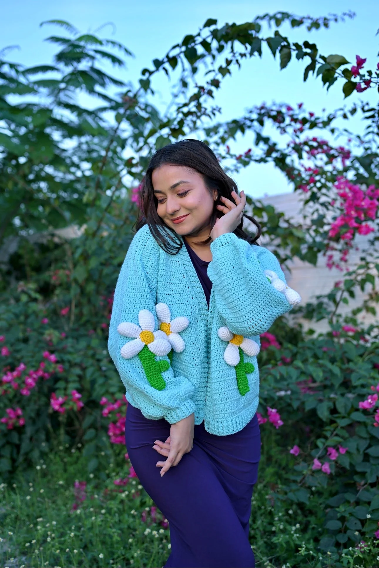 Big Daisy Flower Cardigan - Image 2