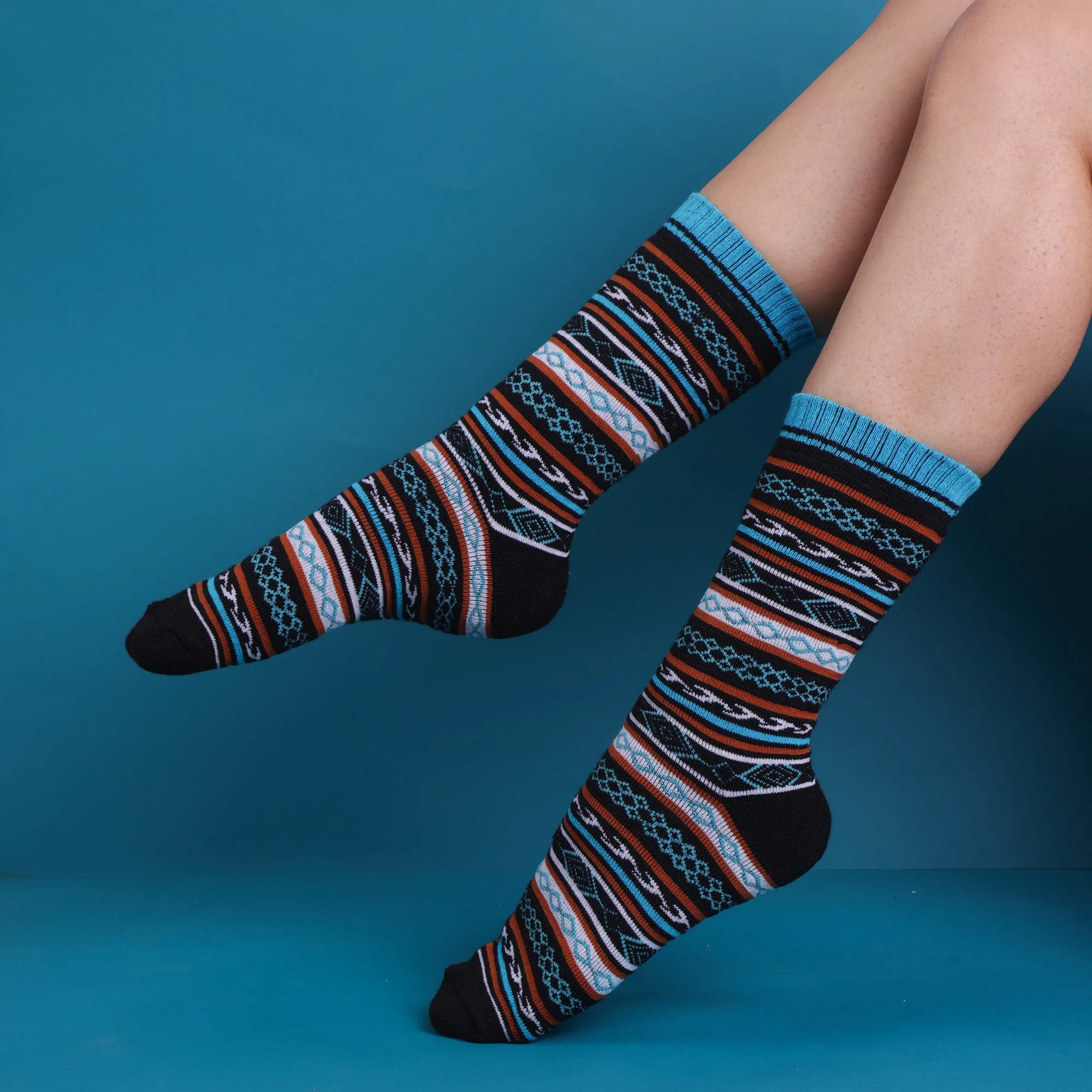BLACK/BLUE- MULTICOLOR WOOLEN EDITION - Image 2
