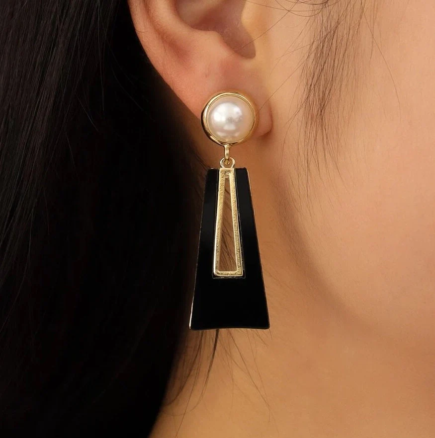 Black Danglers - Image 5