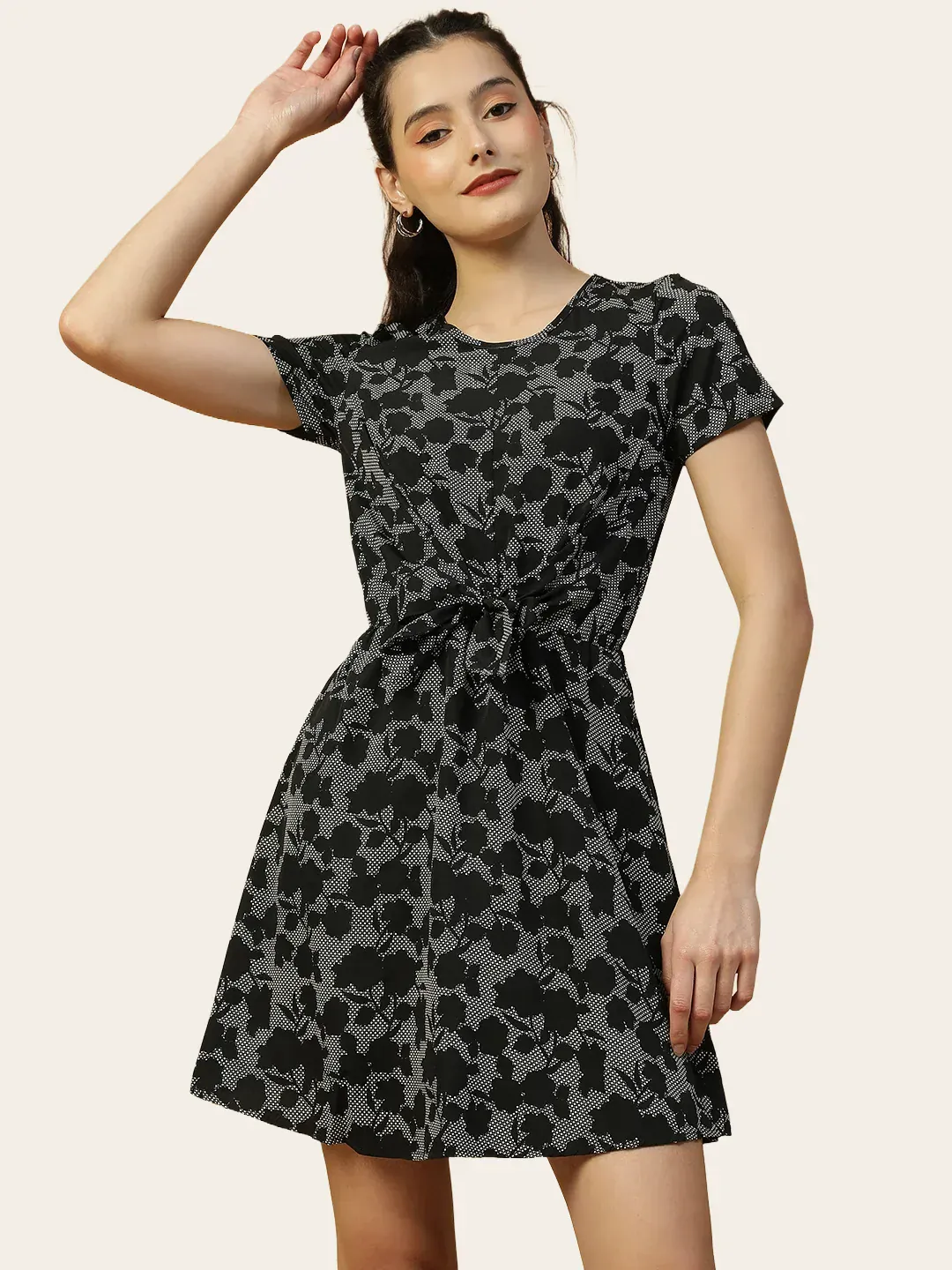Black Floral Print Short Sleeve Women Dress With Tie-Up Waist Belt