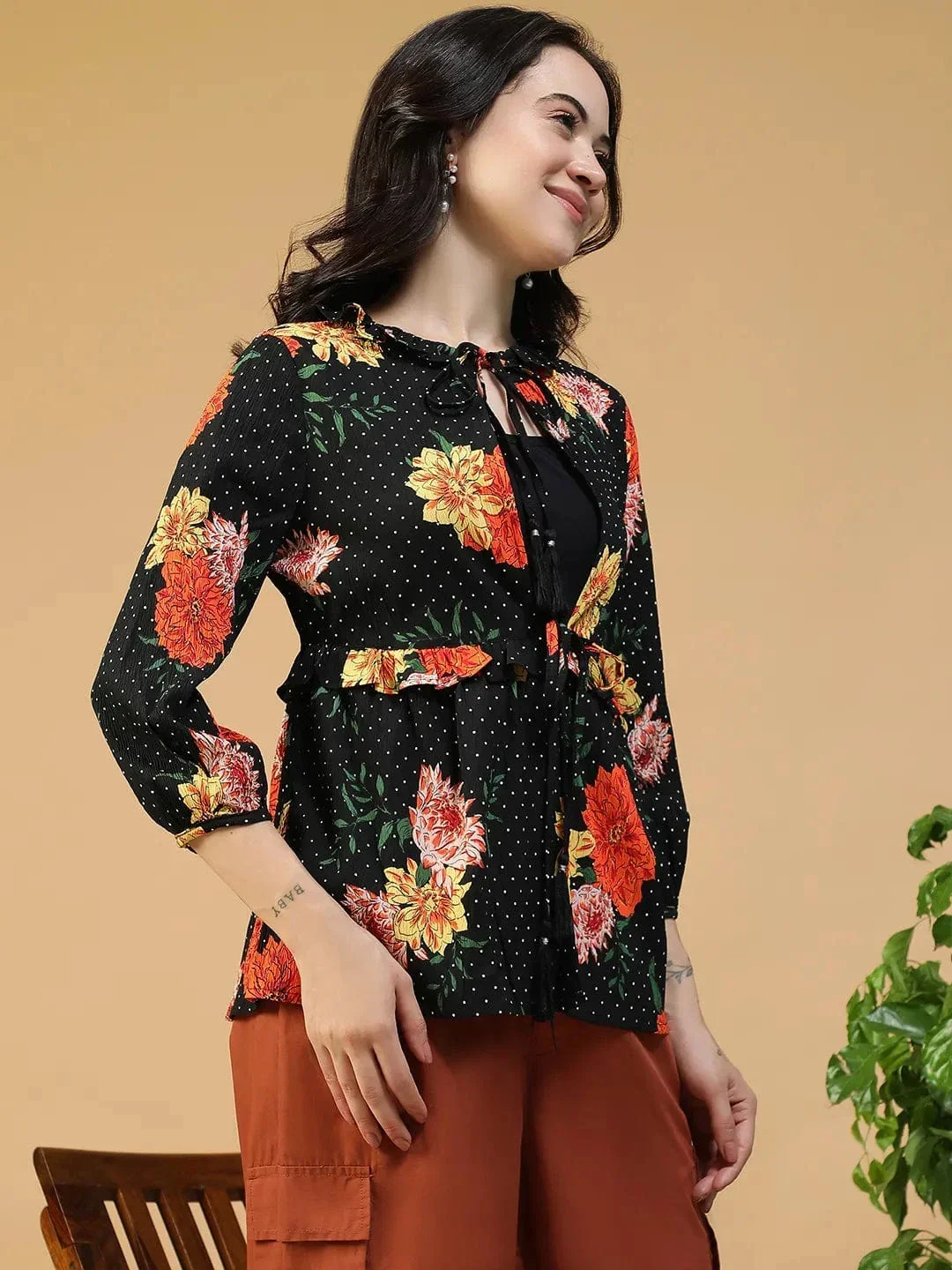 Black Floral Shrug - Women's Round Neck Tie-Up Detail Long Sleeve Shrug - Image 4