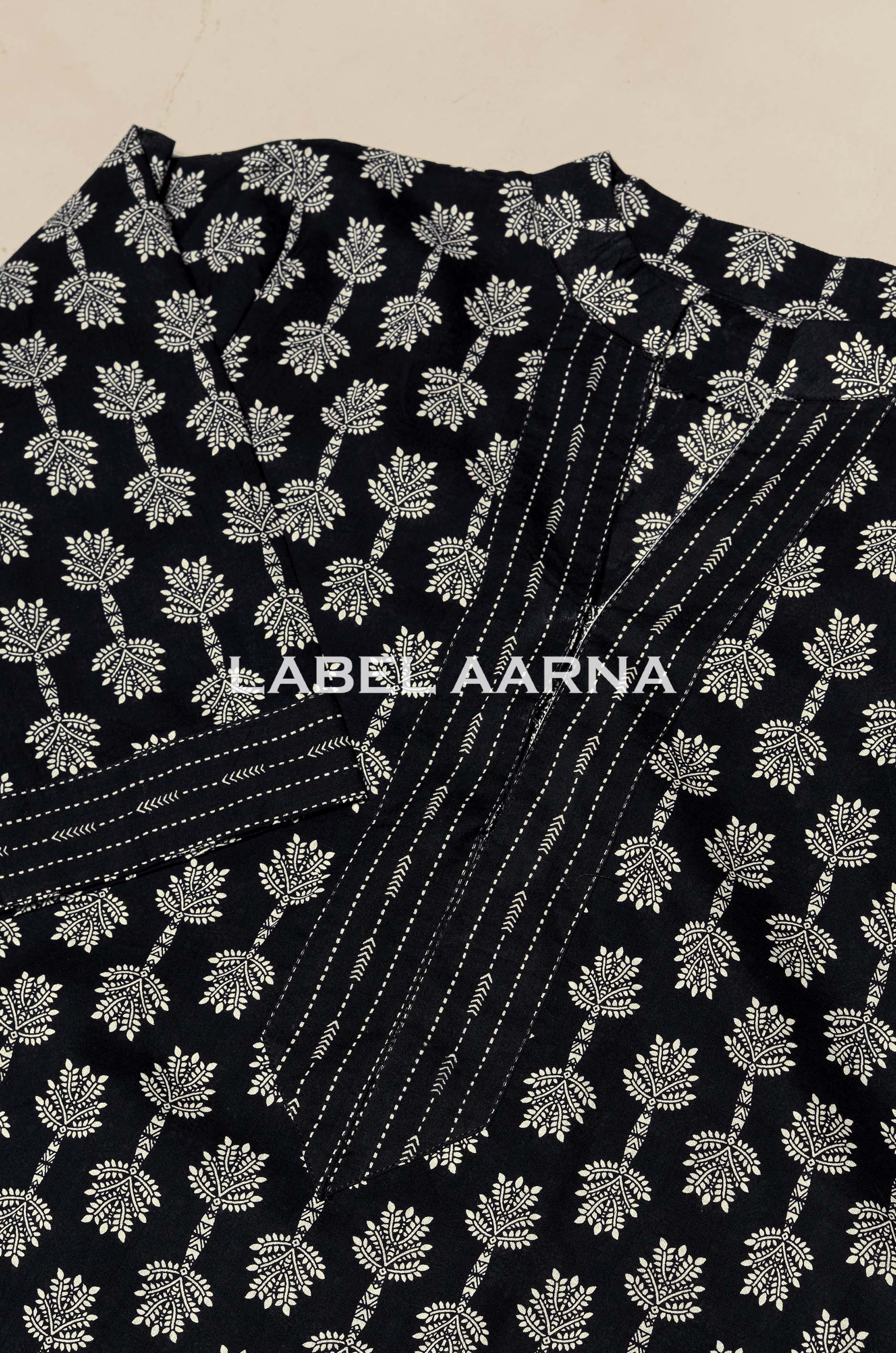 Black Pure Cotton Printed Kurta Set - Image 2