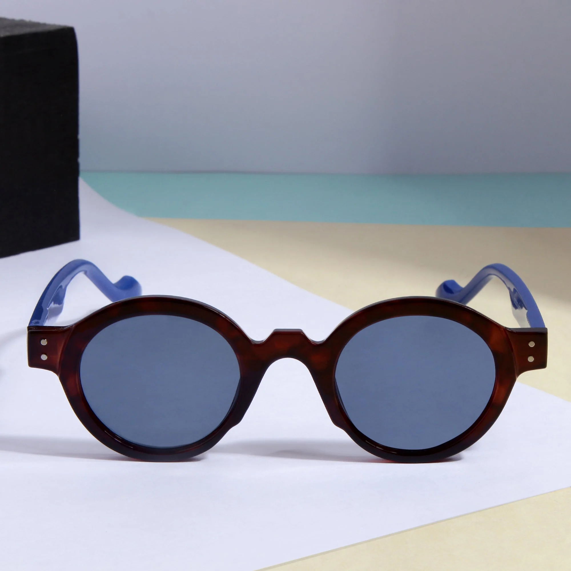 Blue Brown Black SZ 2003 Round Sunglasses - Image 3