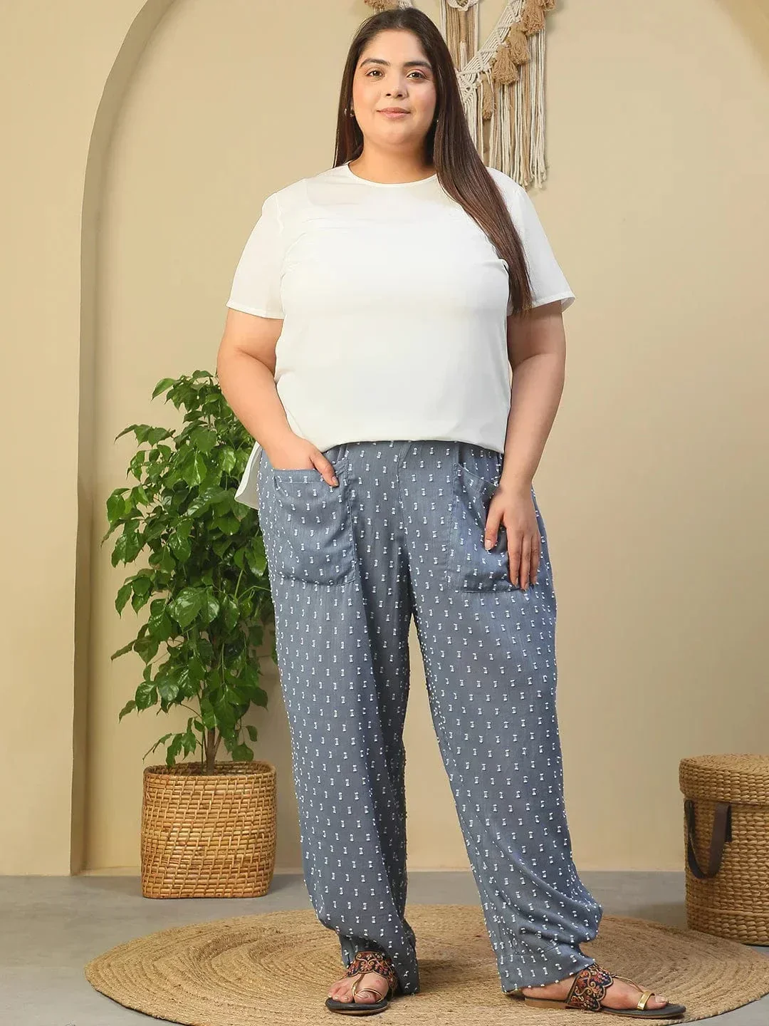 Blue Elasticated Yarn Dyed Dobby Plus Size Women Cotton Trouser With Front Pockets - Image 2