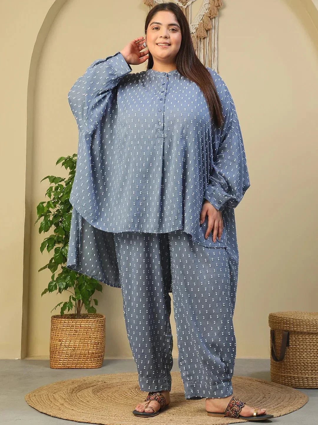 Blue Stripe Print High Low Hem Tunic & Trouser Dobby Textured Plus Size Women Co-Ord Set - Image 2