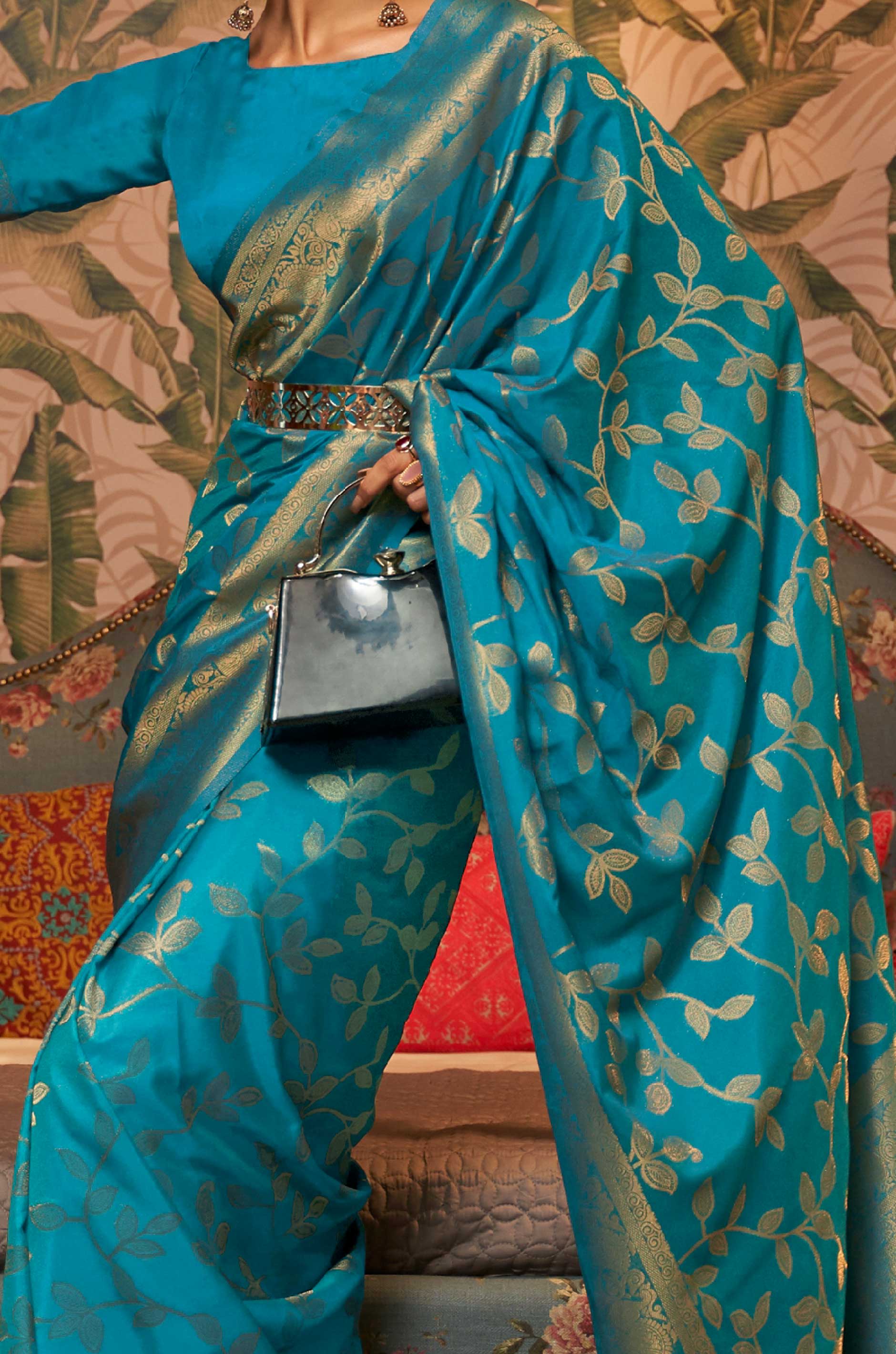Blue Woven Silk Saree - Image 3
