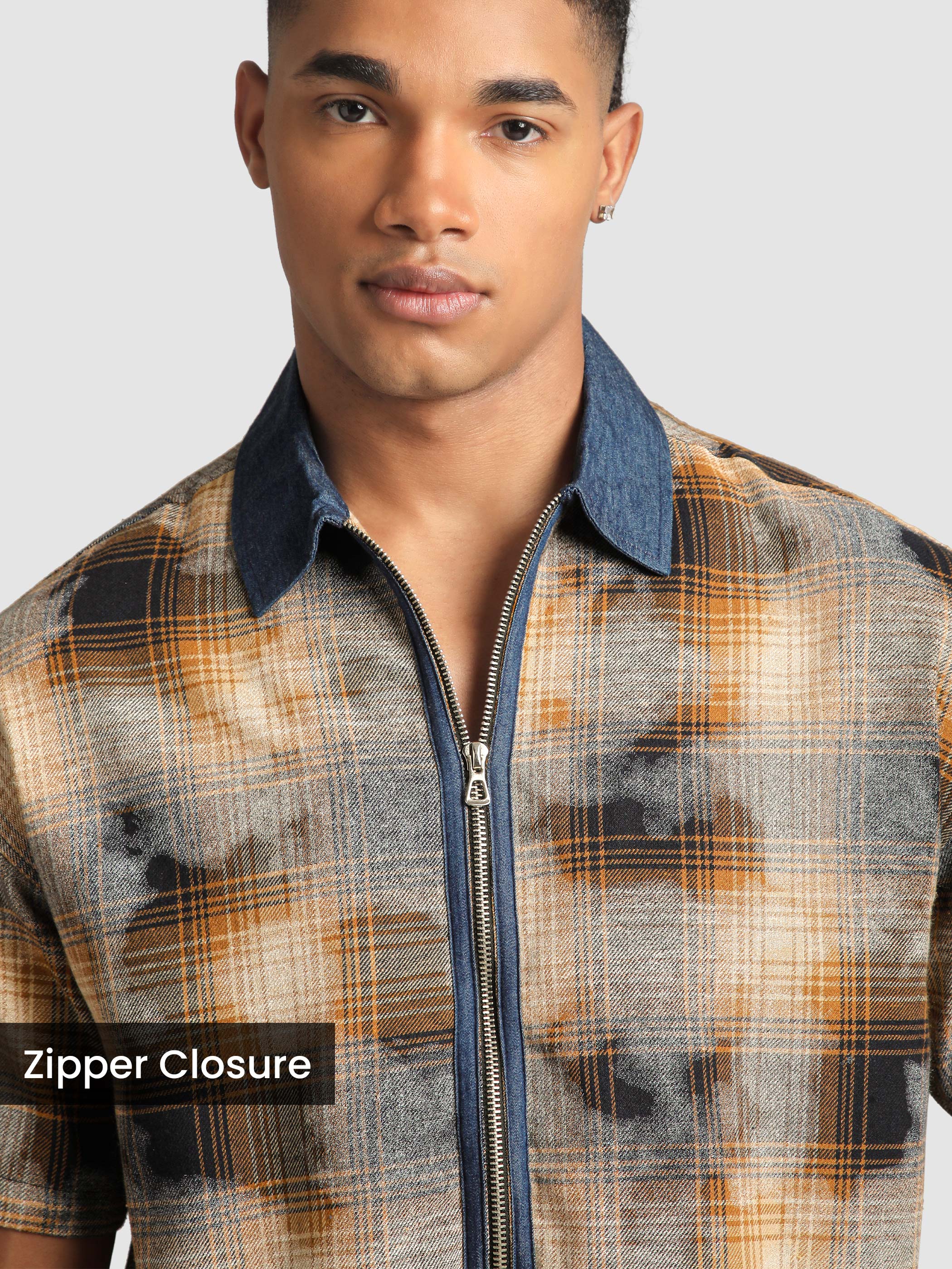 Brown and Blue Denim Collar Zipper Shirt - Image 4