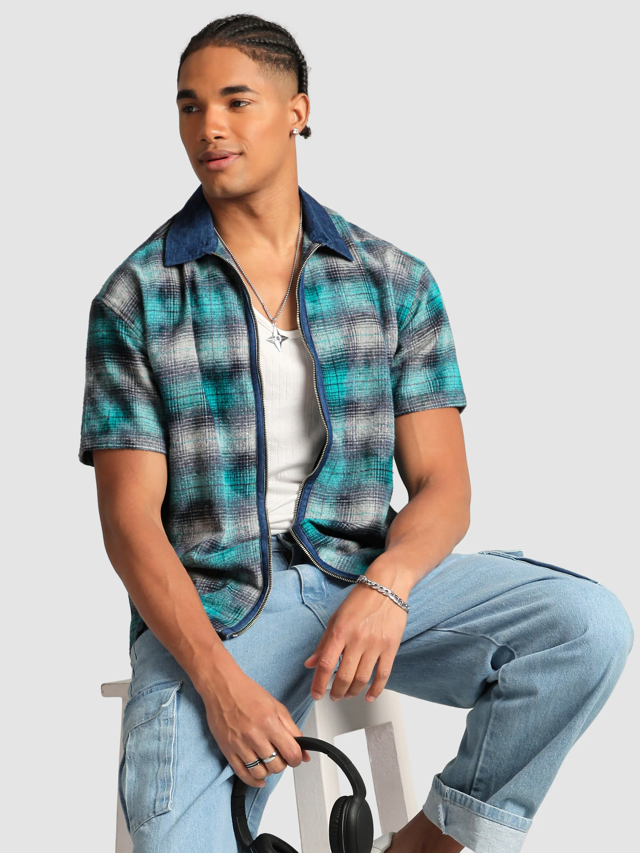 Brown and Blue Denim Collar Zipper Shirt - Image 7