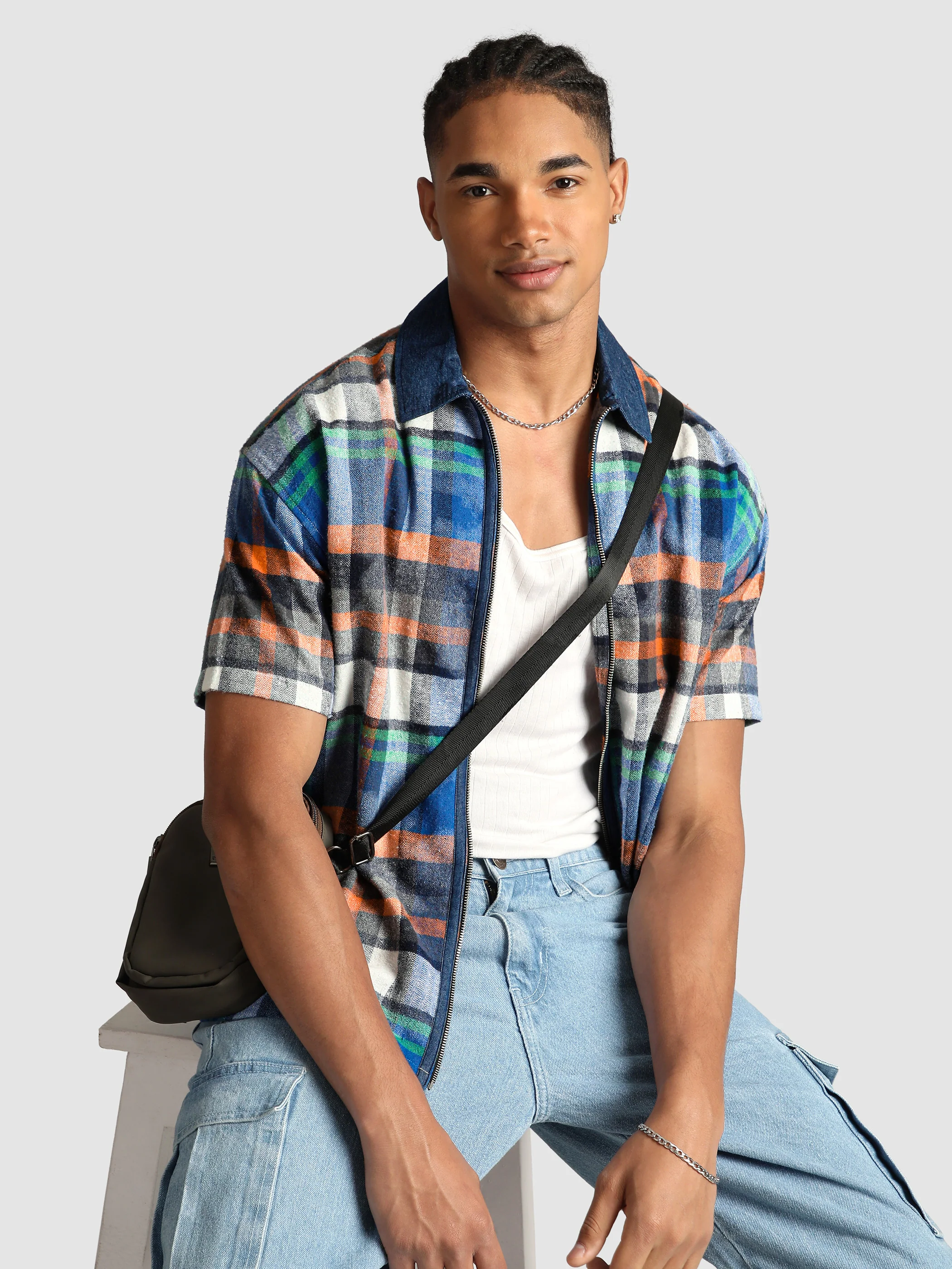 Brown and Blue Denim Collar Zipper Shirt - Image 9