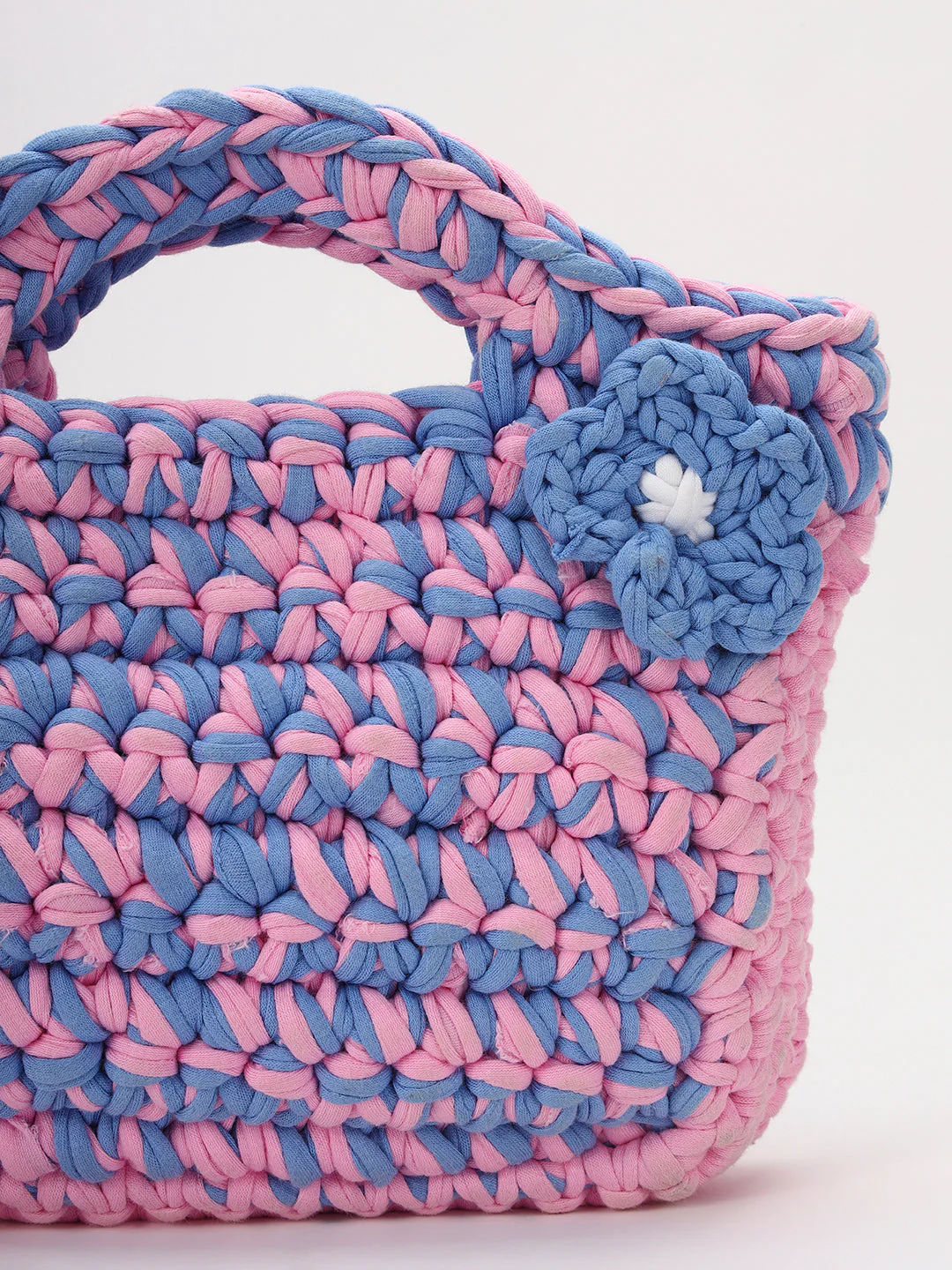 Bubblegum Handmade Handbag - Image 4