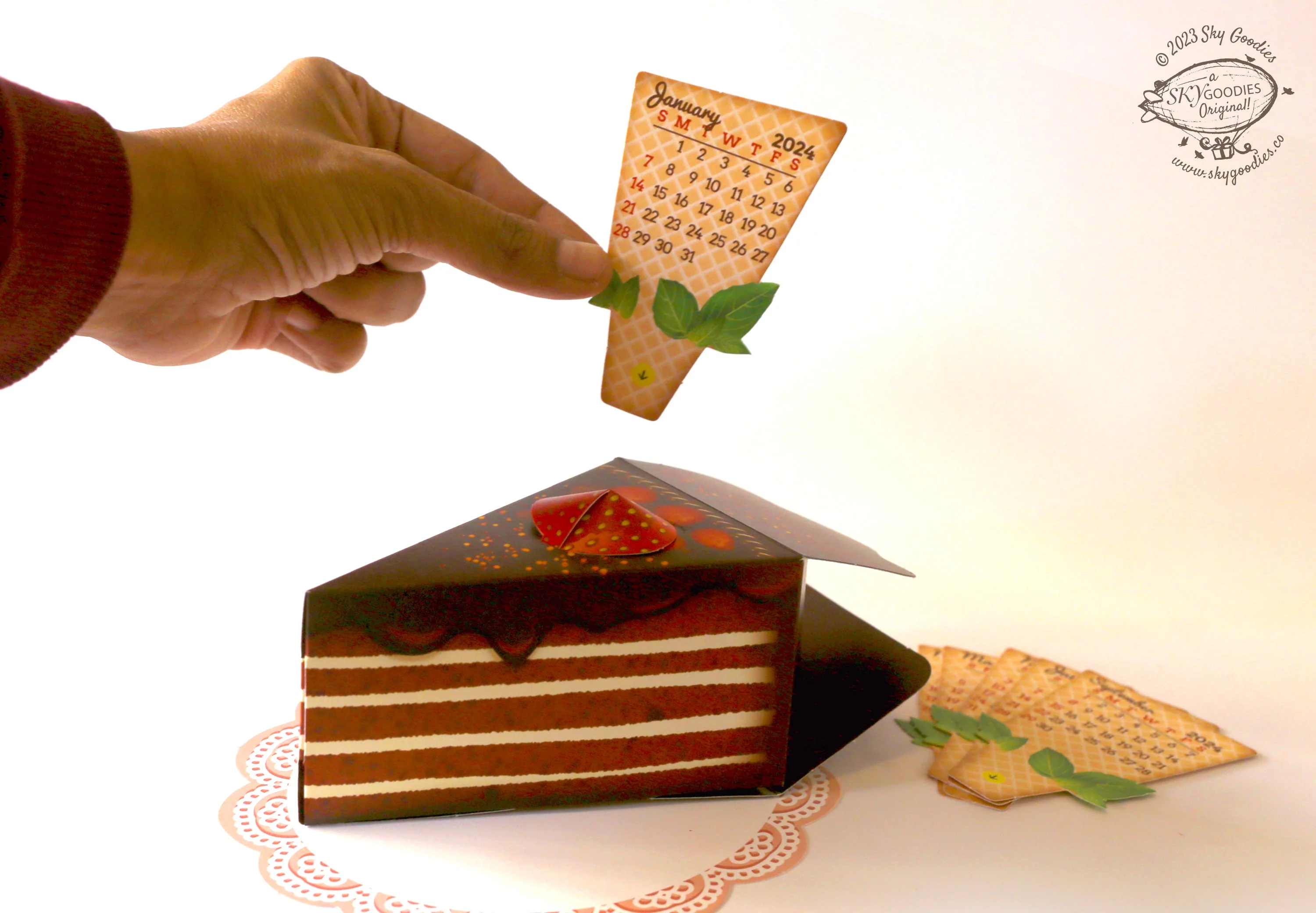 Cake Desk Calendar 2024 - DIY Paper Craft Kit - Image 6