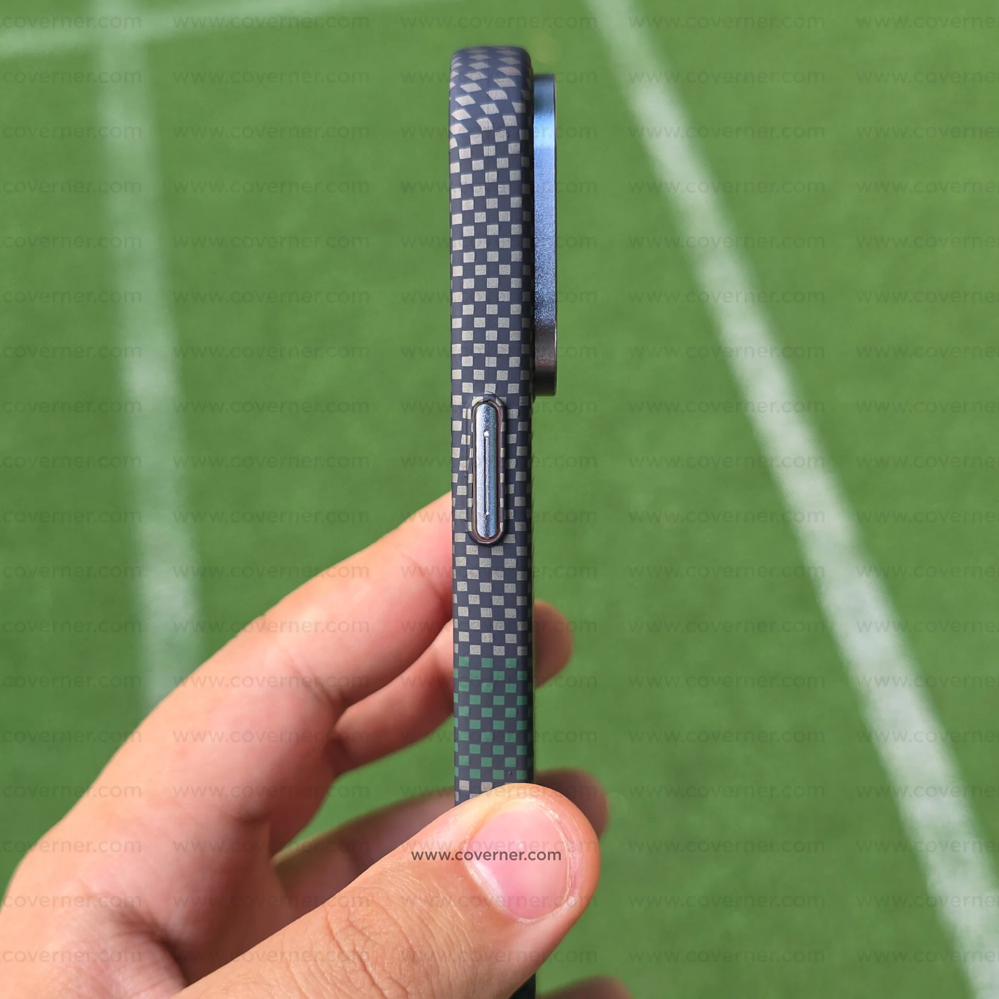 CarbonEdge Pro – Premium Carbon Fiber Texture MagSafe Case by Coverner India - Image 7