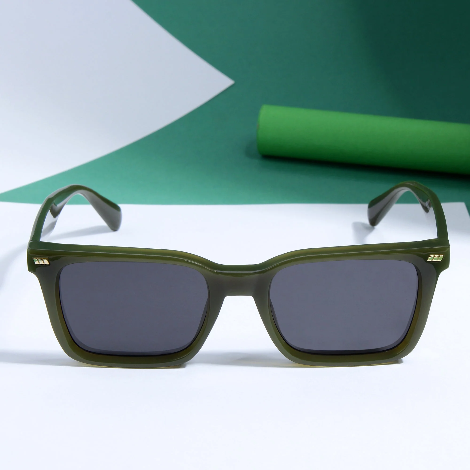 Castels Green Black Rectangle Sunglasses - Image 3