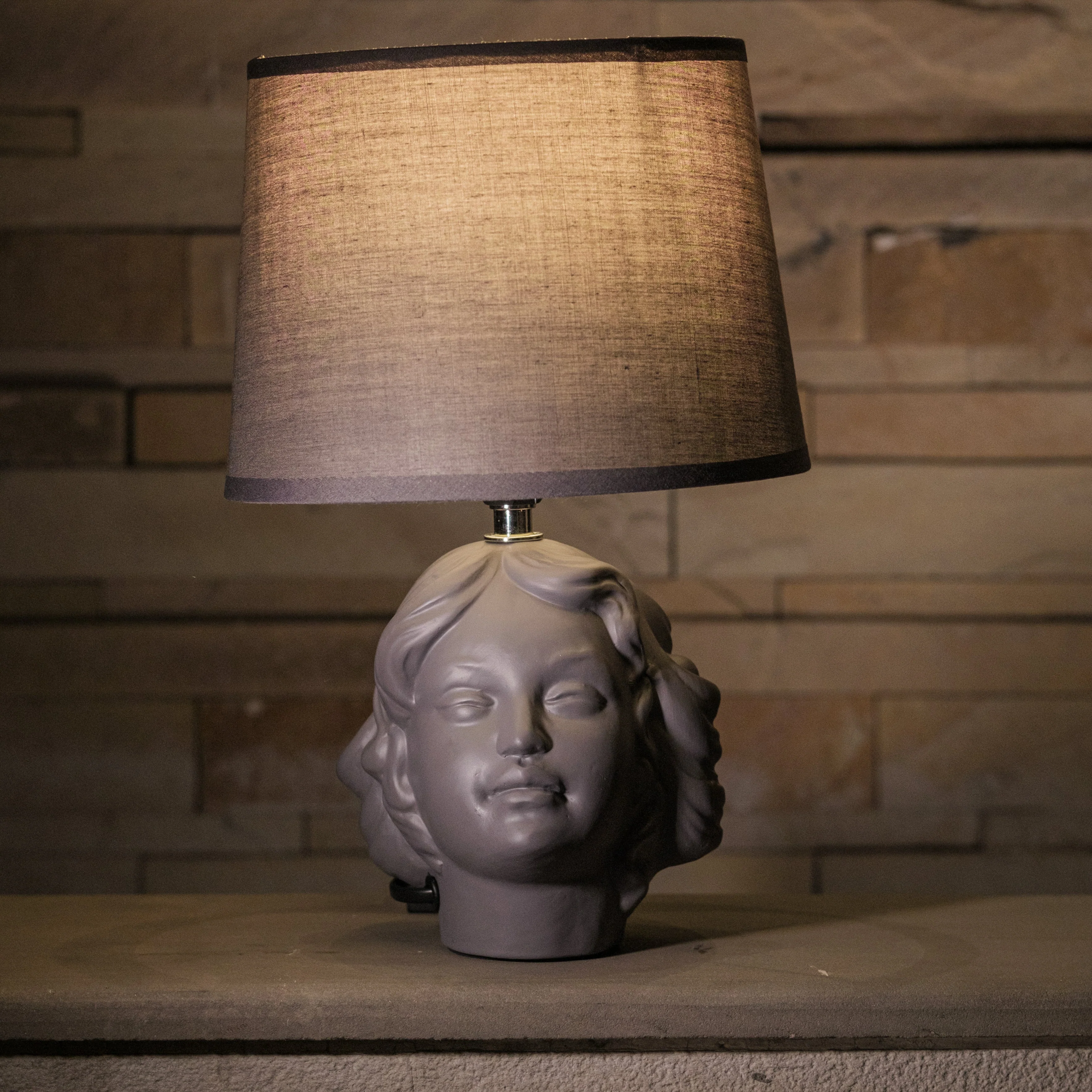Ceramic greekstyle table lamp with lamp shade - Image 5