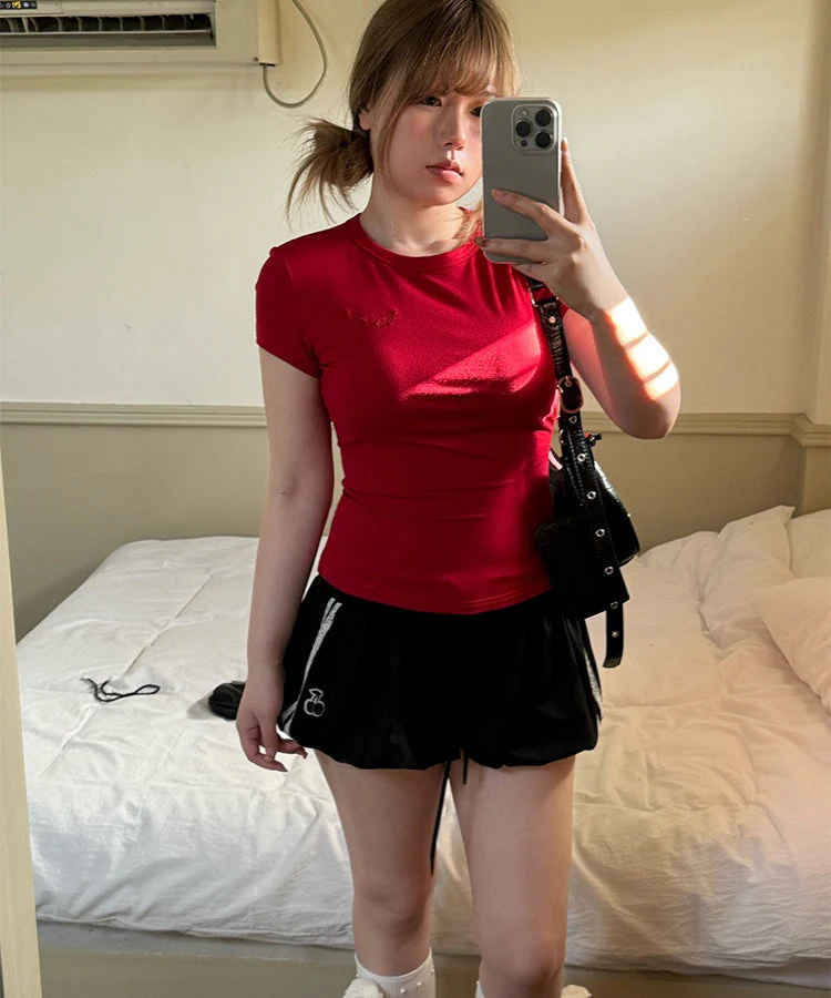 Chloe Hollow T-Shirt - Image 9