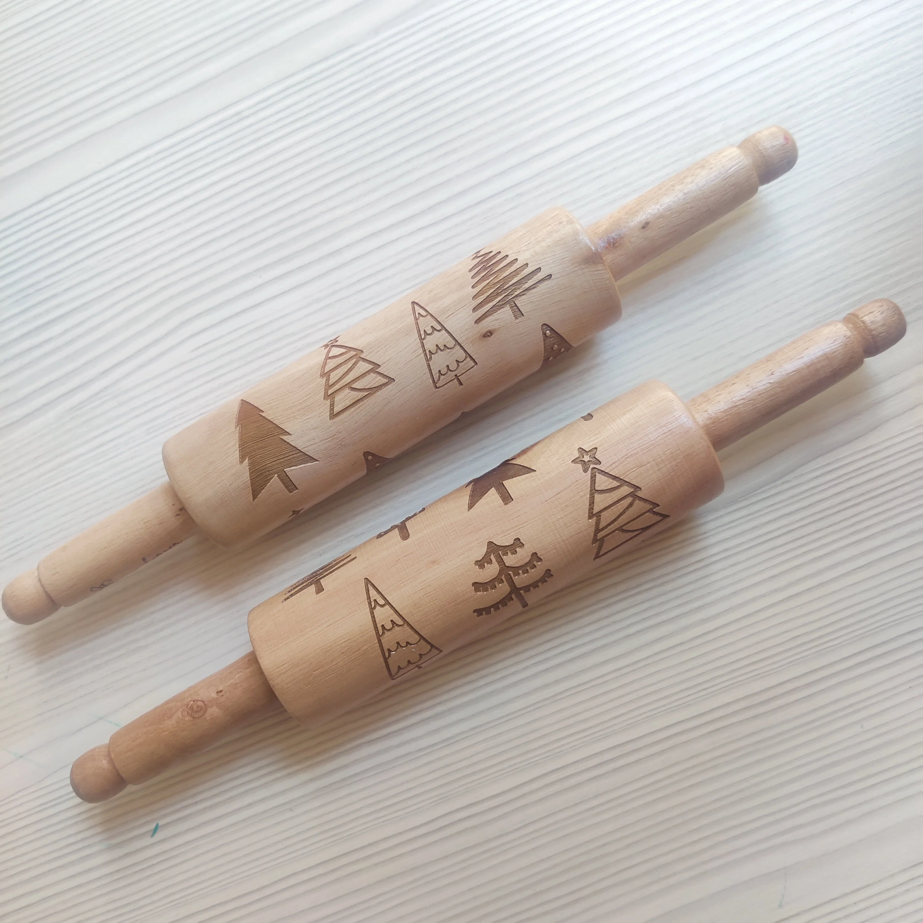 Christmas Theme Wooden Rolling Pin - Image 4