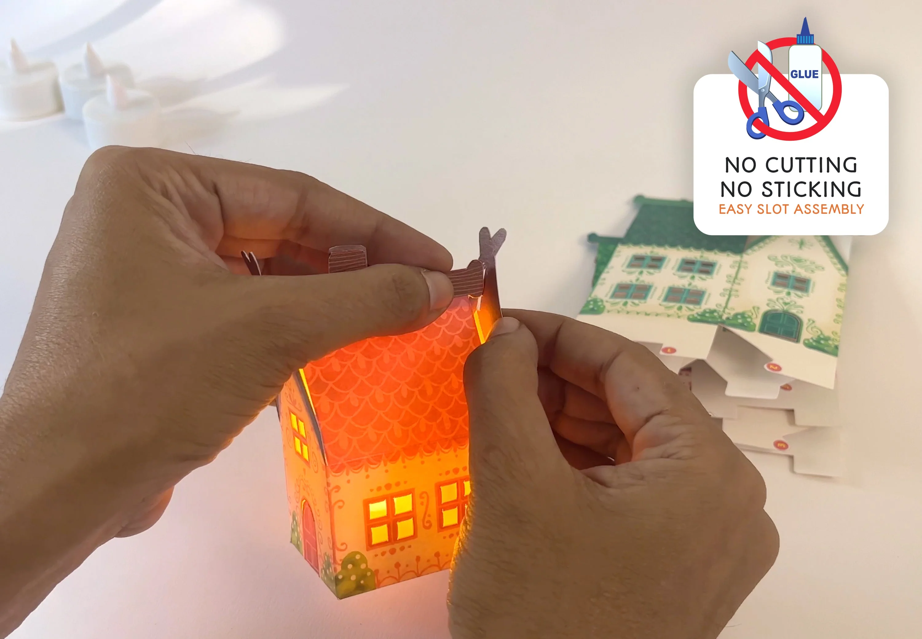 Christmas Village Combo Saver - 12 Mini Houses with Christmas Tree and lights - Image 9