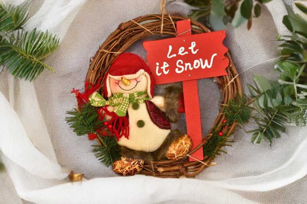 Christmas Wreath Pendant - 35CM Santa Claus Snowman Deer Wood Rattan Ring Xmas Hanging Decor - Image 2