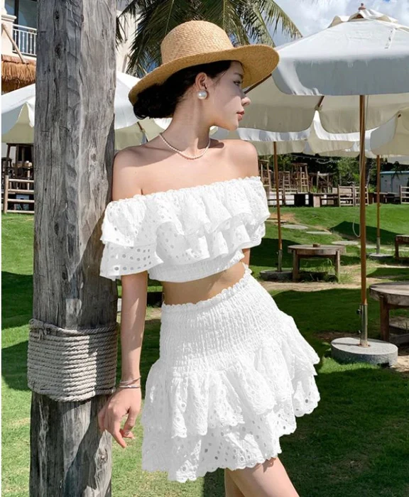 Cinthia Eyelet Co Ord Set - Image 7