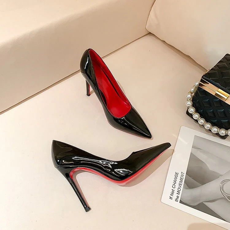 Classic Louboutin Red Sole Pumps - Image 7