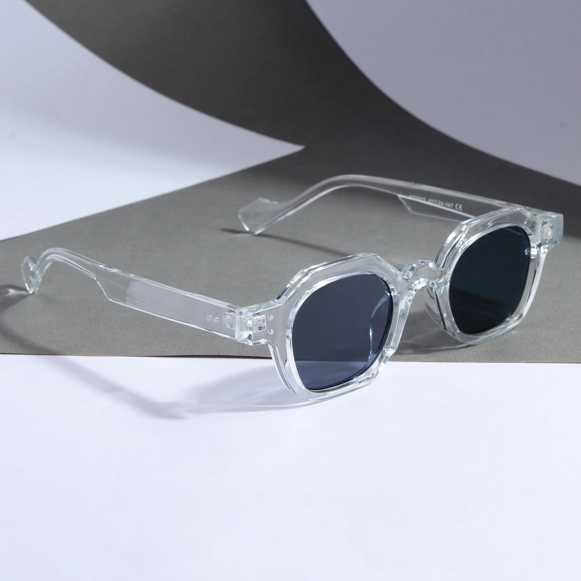 Clear Black SZ 2002 Round Sunglasses