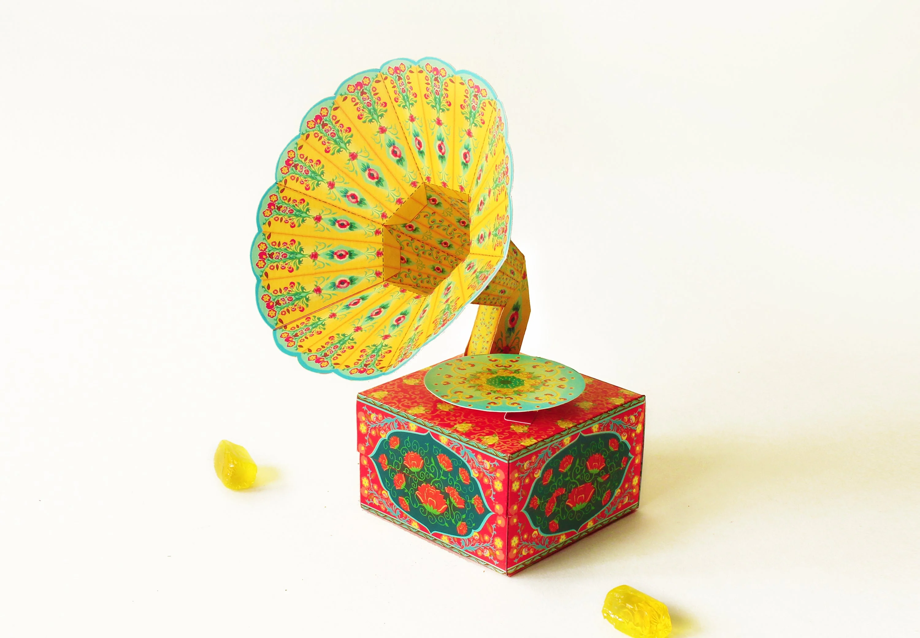 Colourful Mini Gramophone Box DIY Paper Craft Kit - Image 12