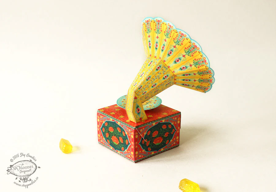 Colourful Mini Gramophone Box DIY Paper Craft Kit - Image 3