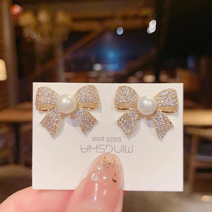 Contemporary Stone Studded Stud Earring - Image 5