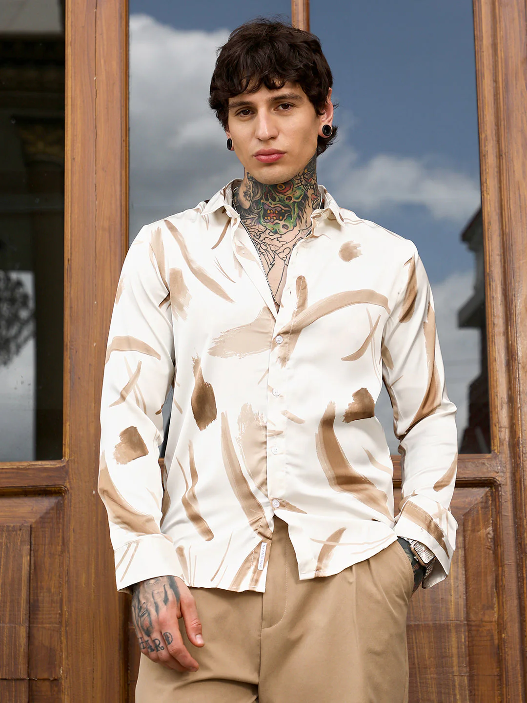 Contrast-Strokes Imprint Shirt - Image 3