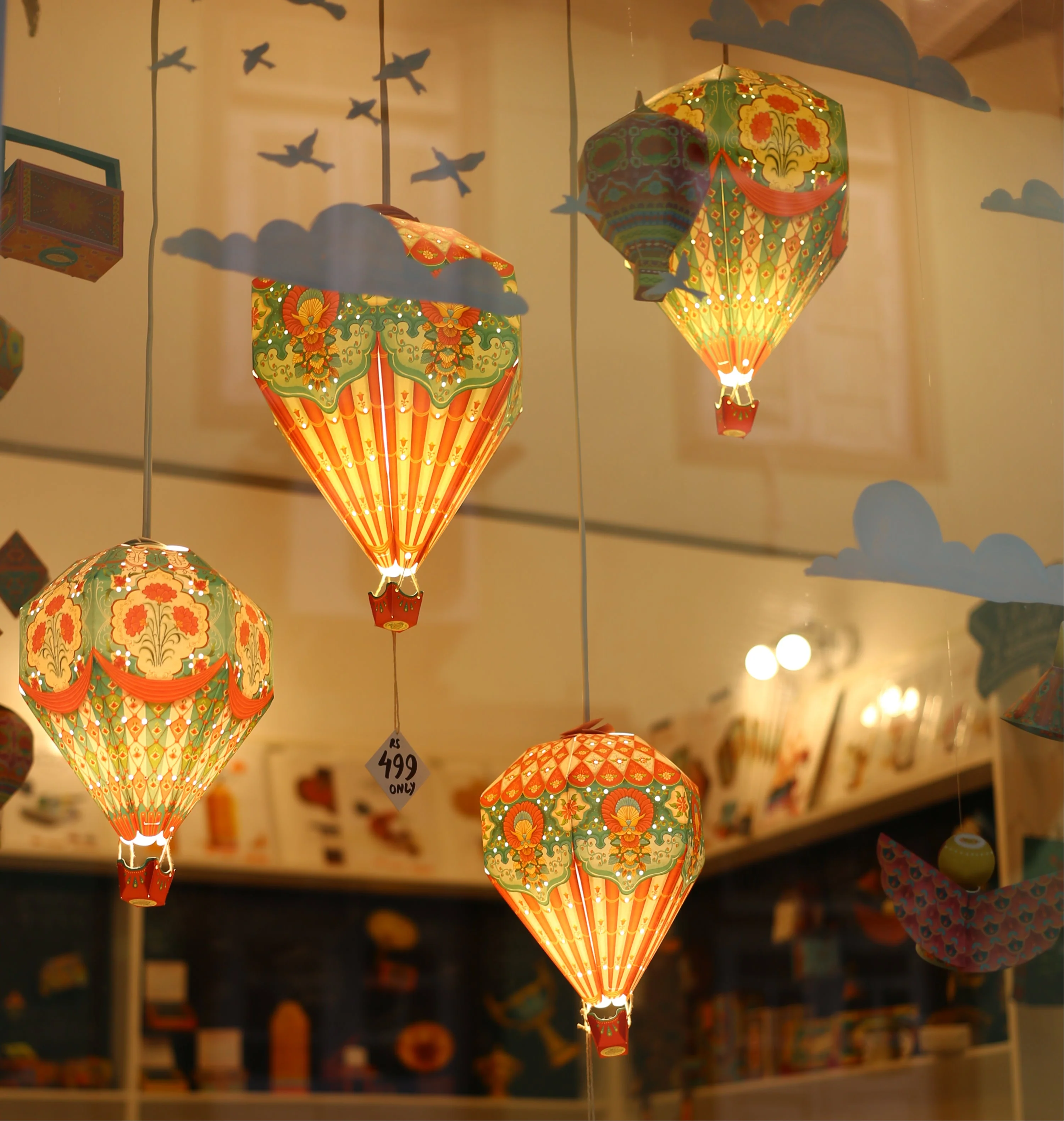 Convenience Pack with Bulb & Wire: Big Blue Hot Air Balloon Paper Lamp - Image 3
