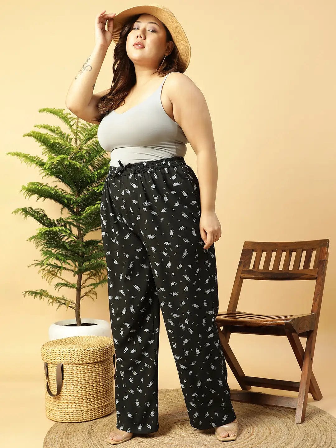 Craze Black Floral Print Elasticated Plus Size Women Pant - Image 7