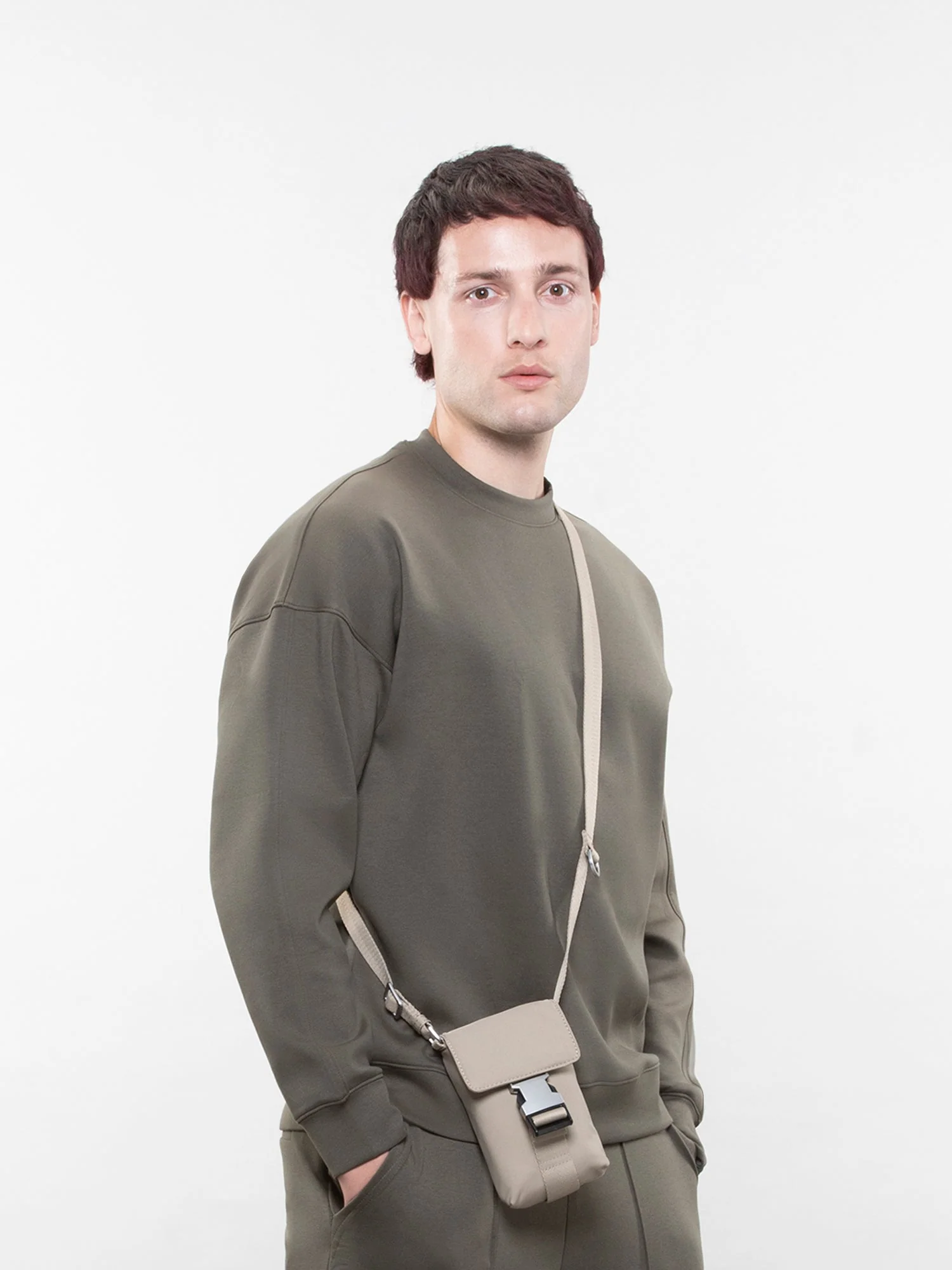 Crewneck sweatshirt - Image 26