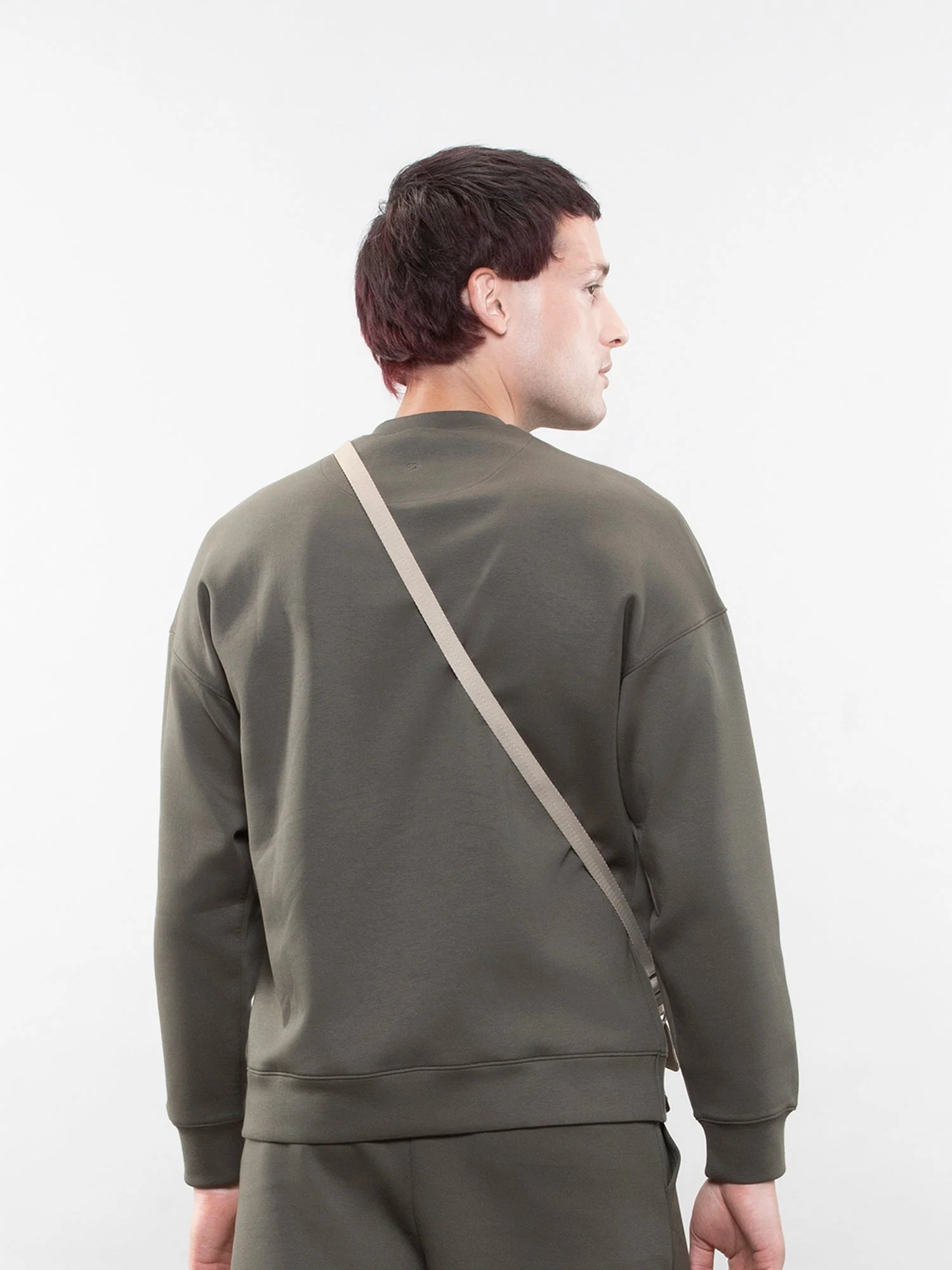 Crewneck sweatshirt - Image 13